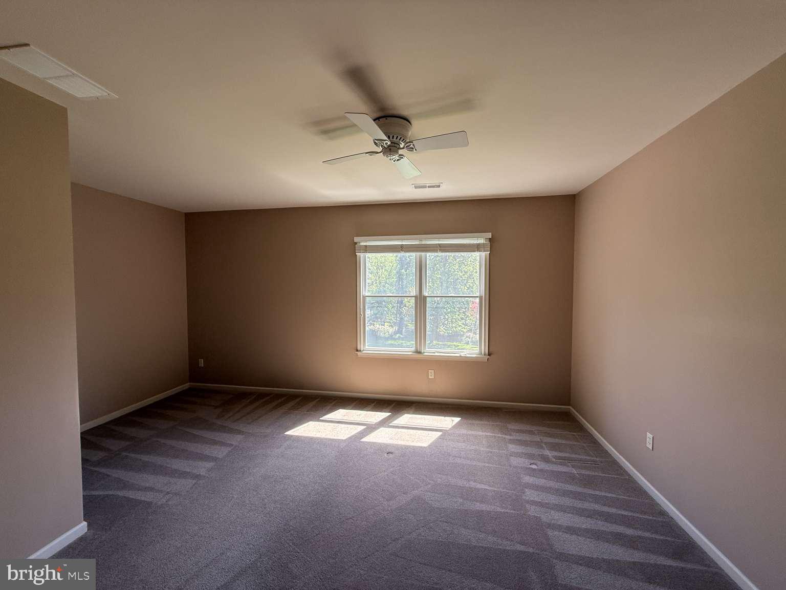 HICKORY MEADOW - Residential