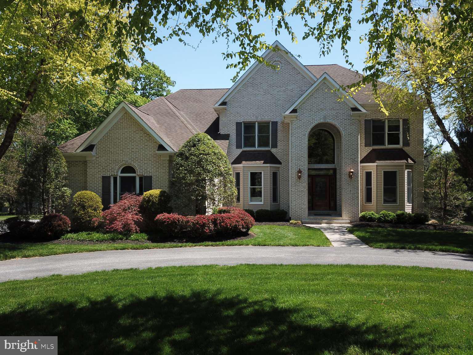 HICKORY MEADOW - Residential