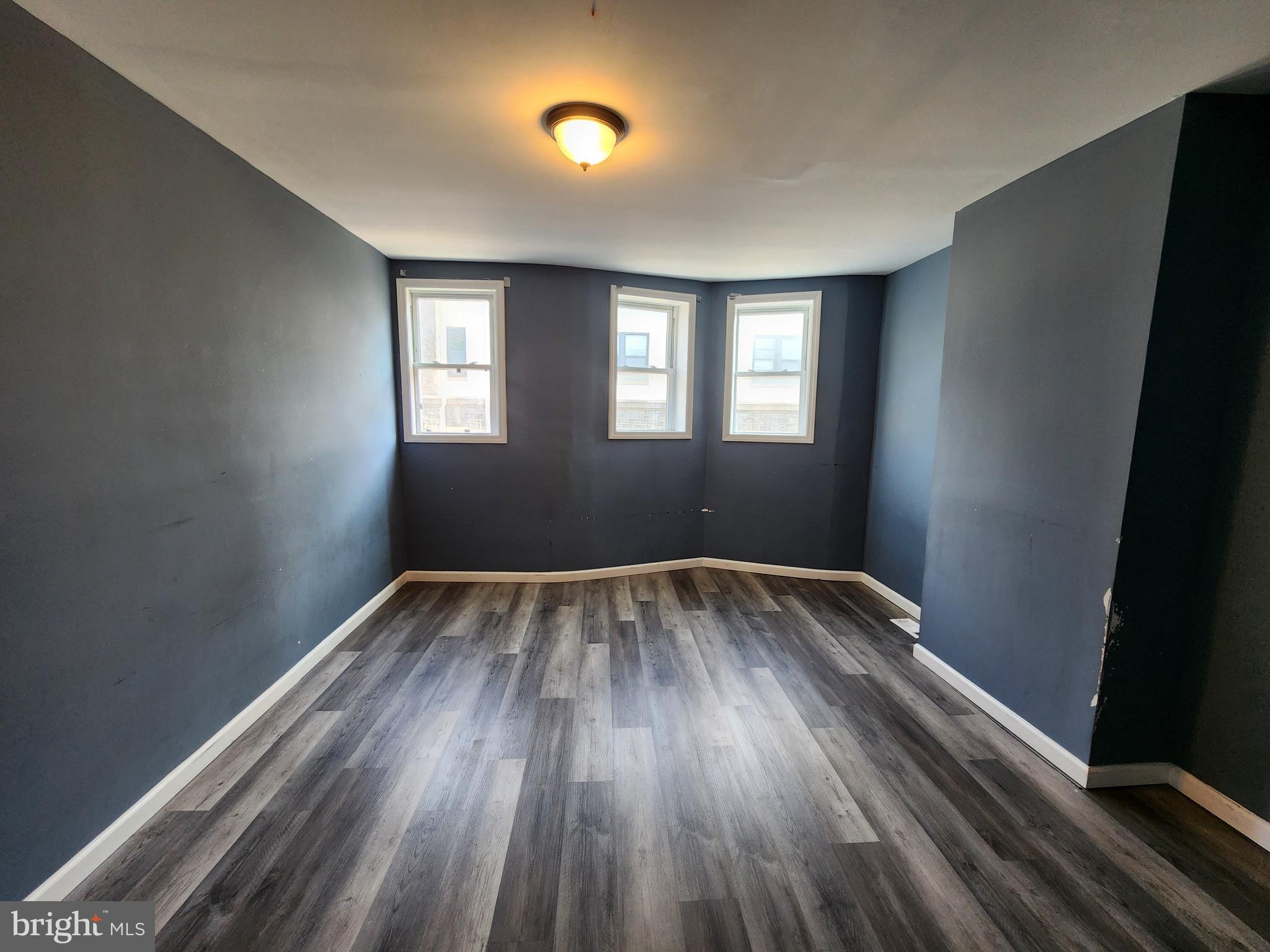 SANDTOWN-WINCHESTER - Residential