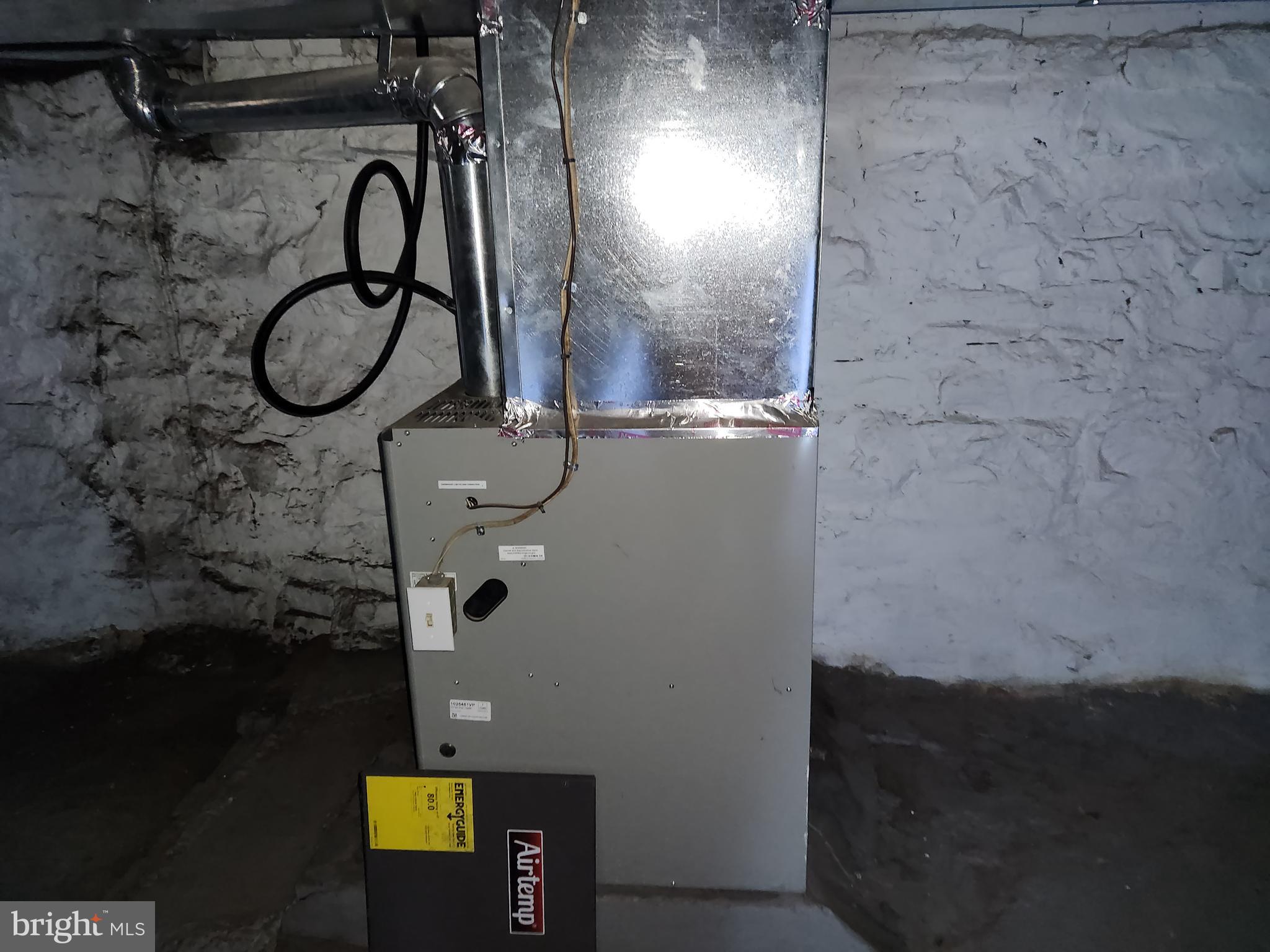 SANDTOWN-WINCHESTER - Residential