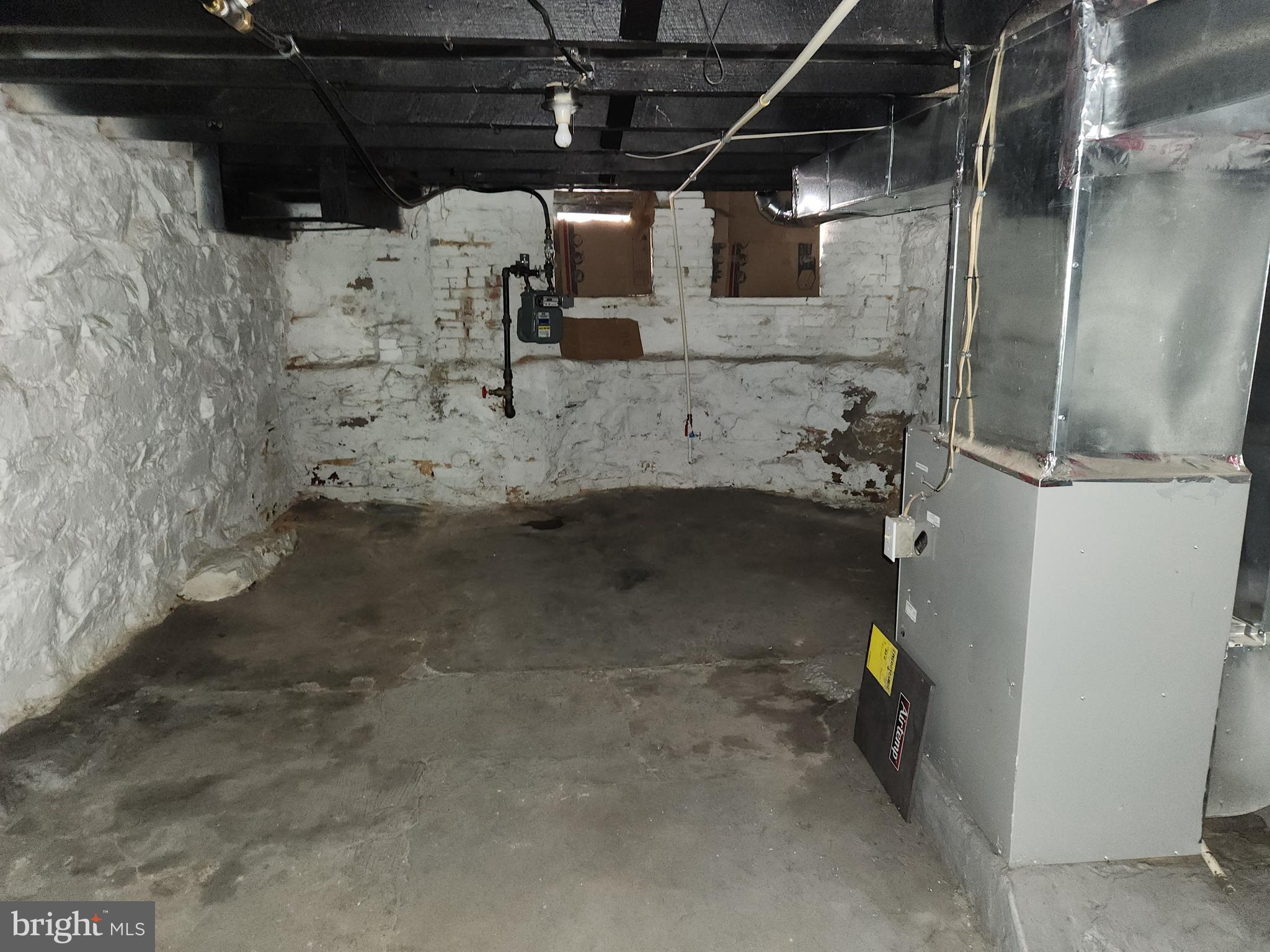 SANDTOWN-WINCHESTER - Residential