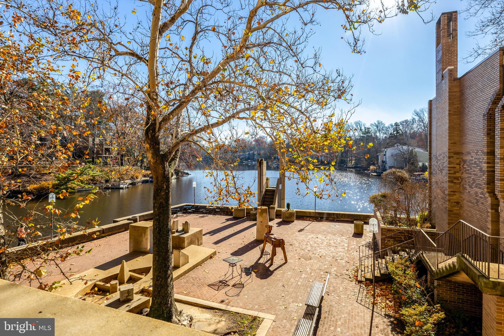 LAKE ANNE OF RESTON - Residential