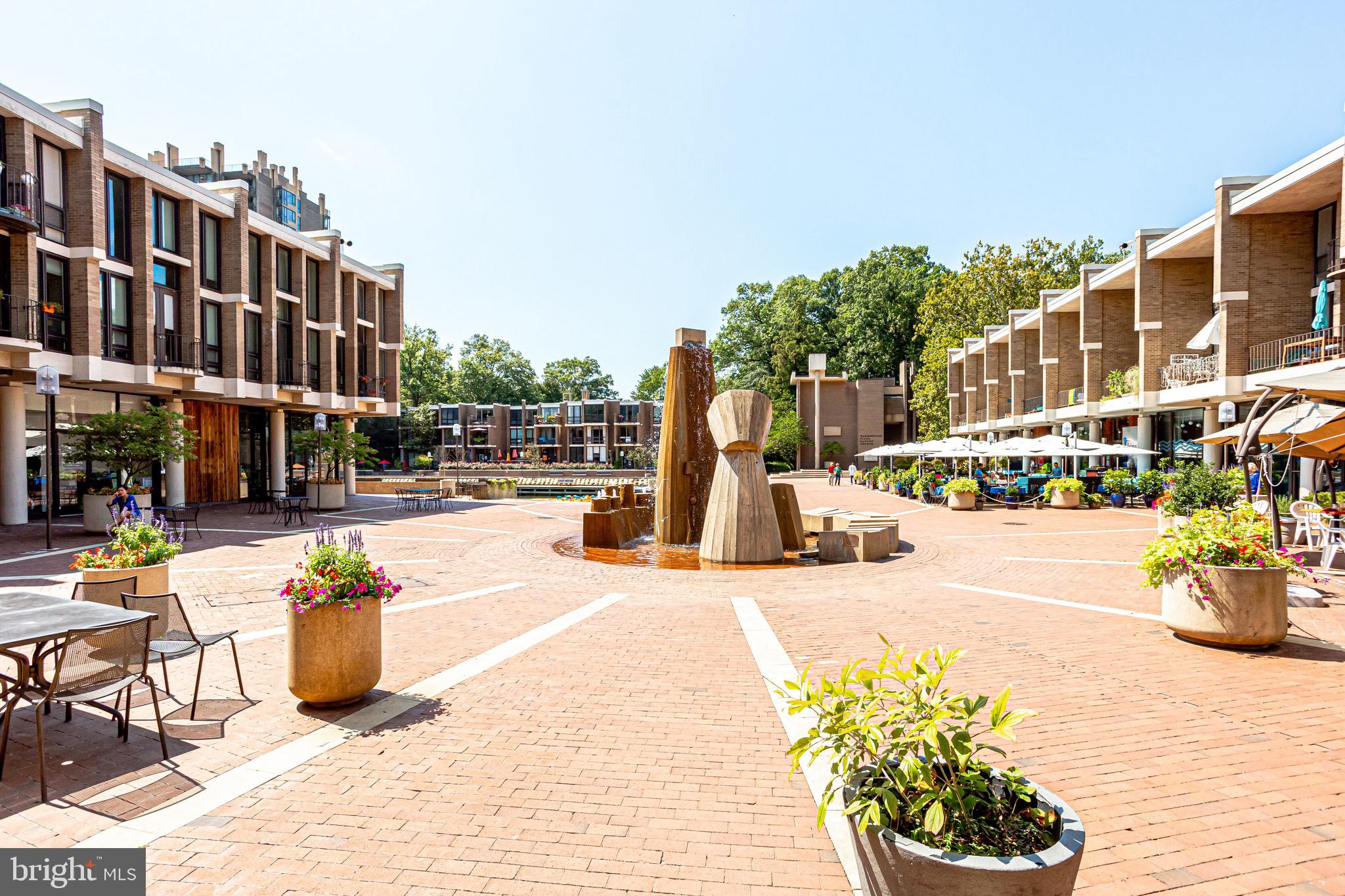 LAKE ANNE OF RESTON - Residential