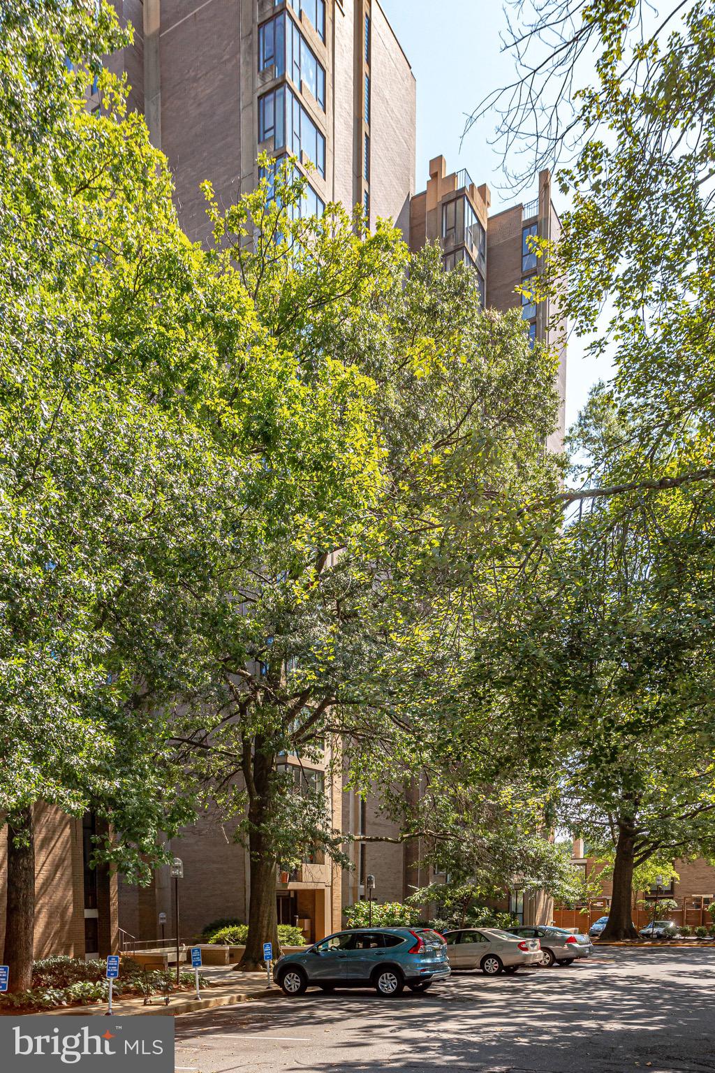 11400 WASHINGTON PLAZA W 103