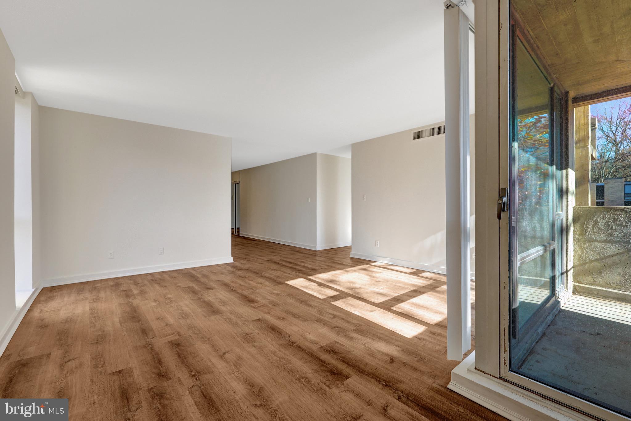 LAKE ANNE OF RESTON - Residential