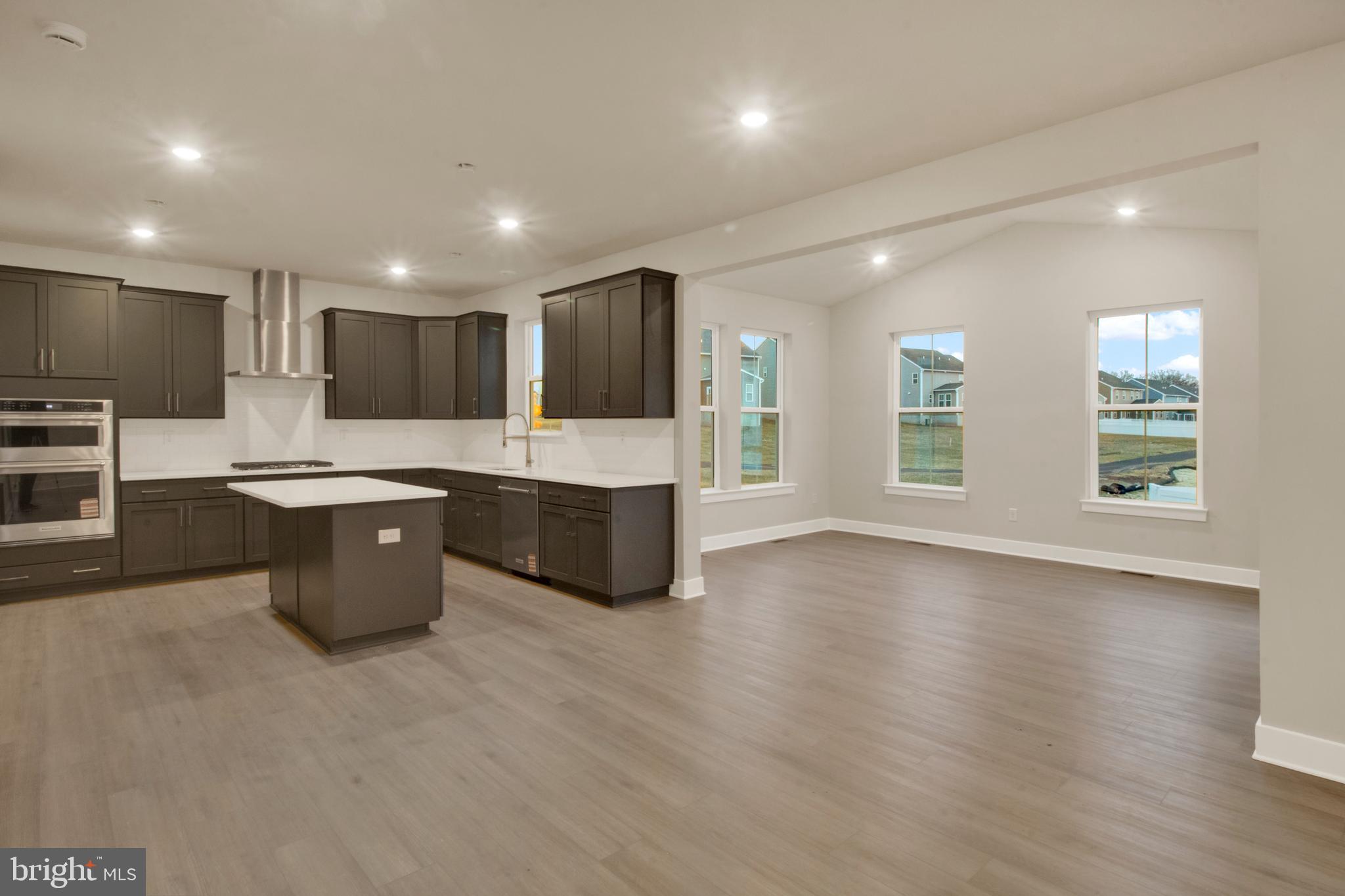 FARM VIEW - Residential