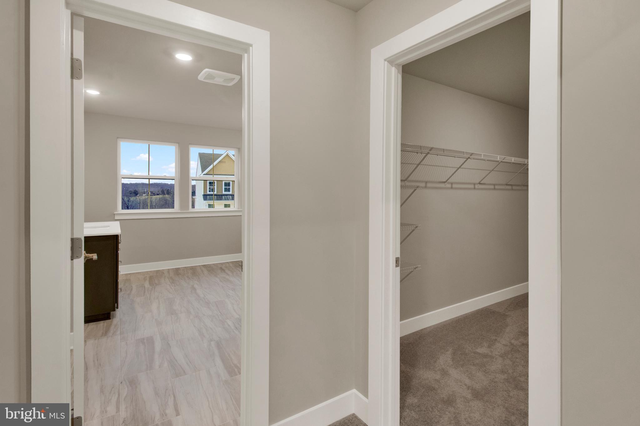 FARM VIEW - Residential