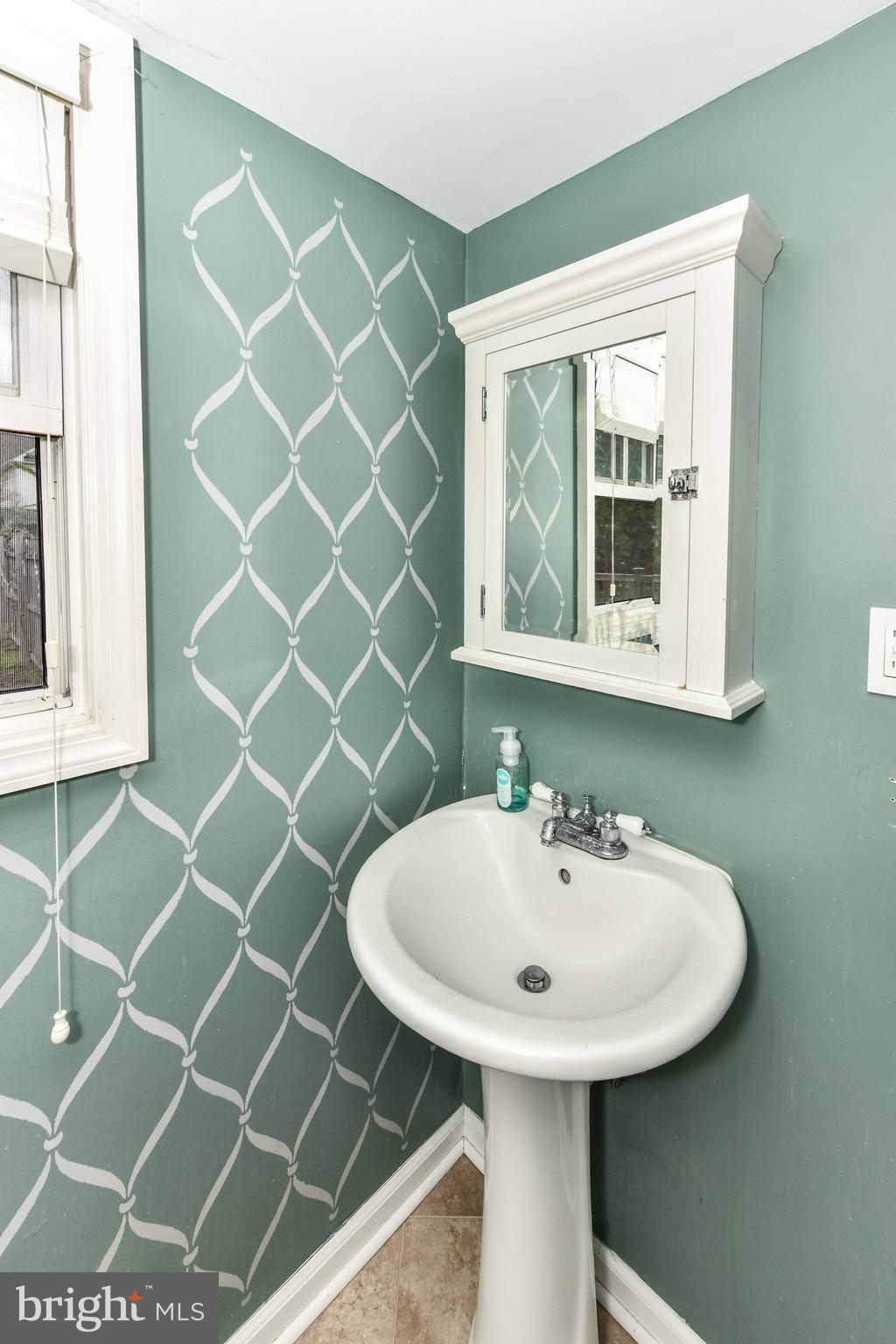 DEL RAY - Residential Lease