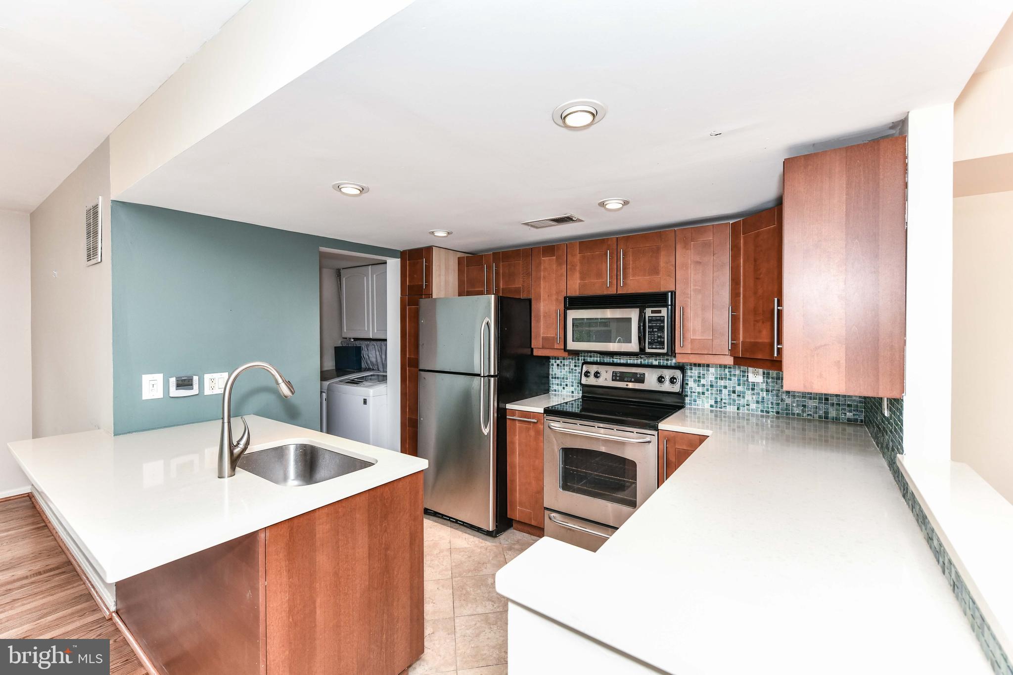 DEL RAY - Residential Lease