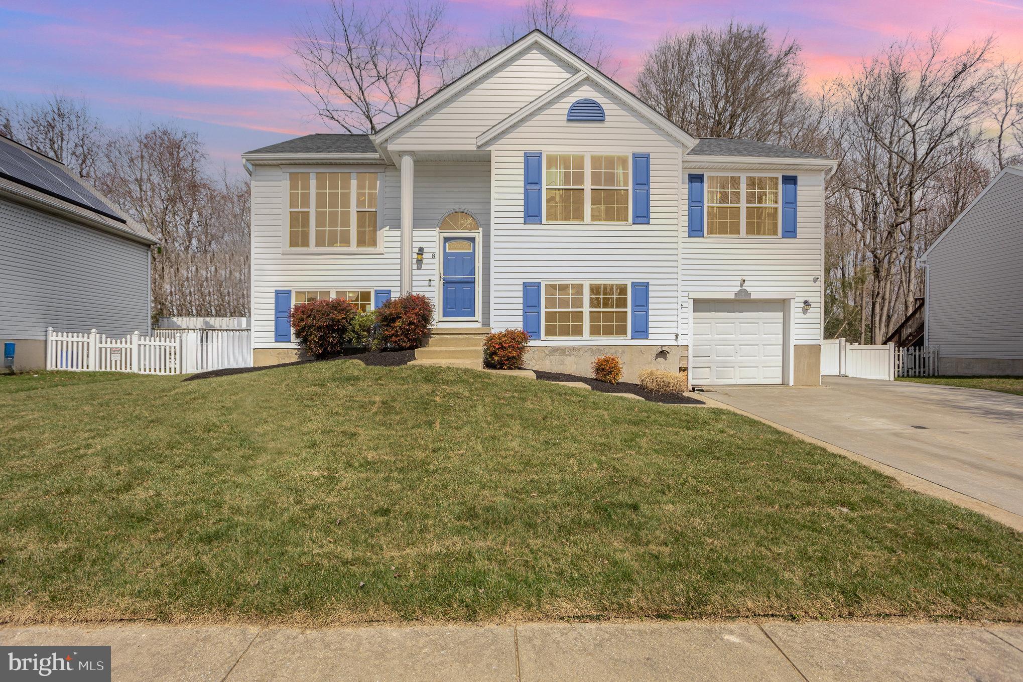 BOWLEYS QUARTERS - Residential