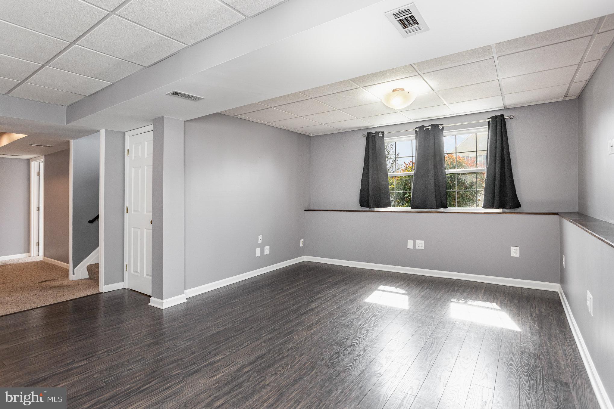 BOWLEYS QUARTERS - Residential