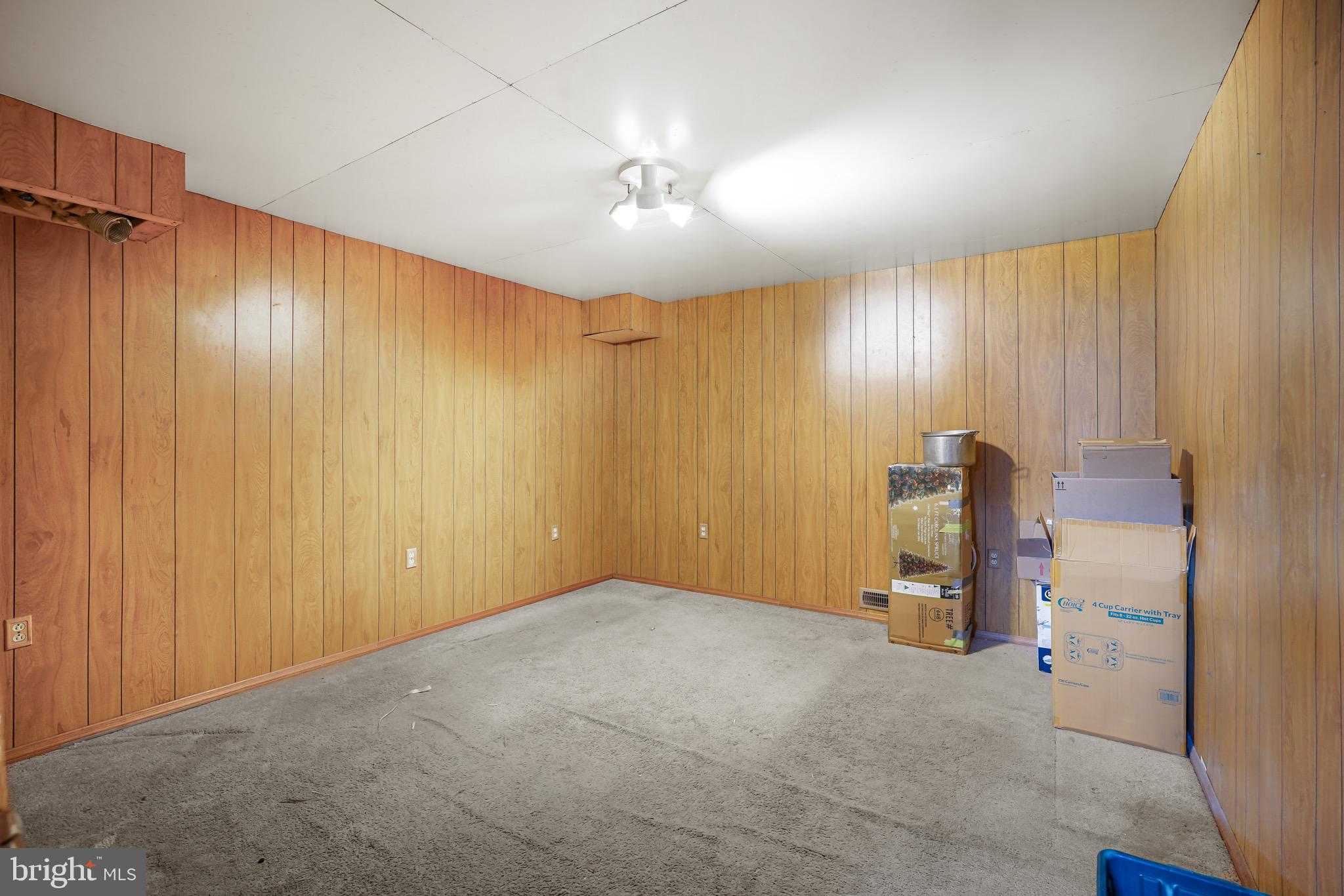 CHESAPEAKE CITY - Residential