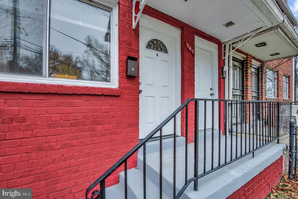 107 JOLIET STREET SW