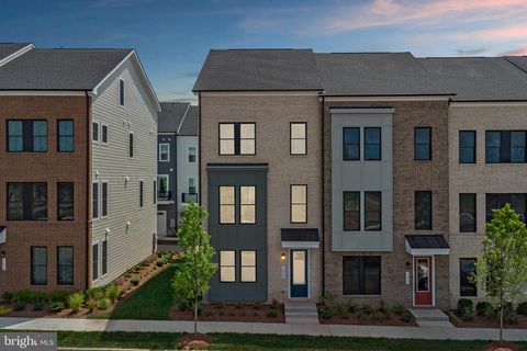 13922 AVIATION PLACE HERNDON VA 20171