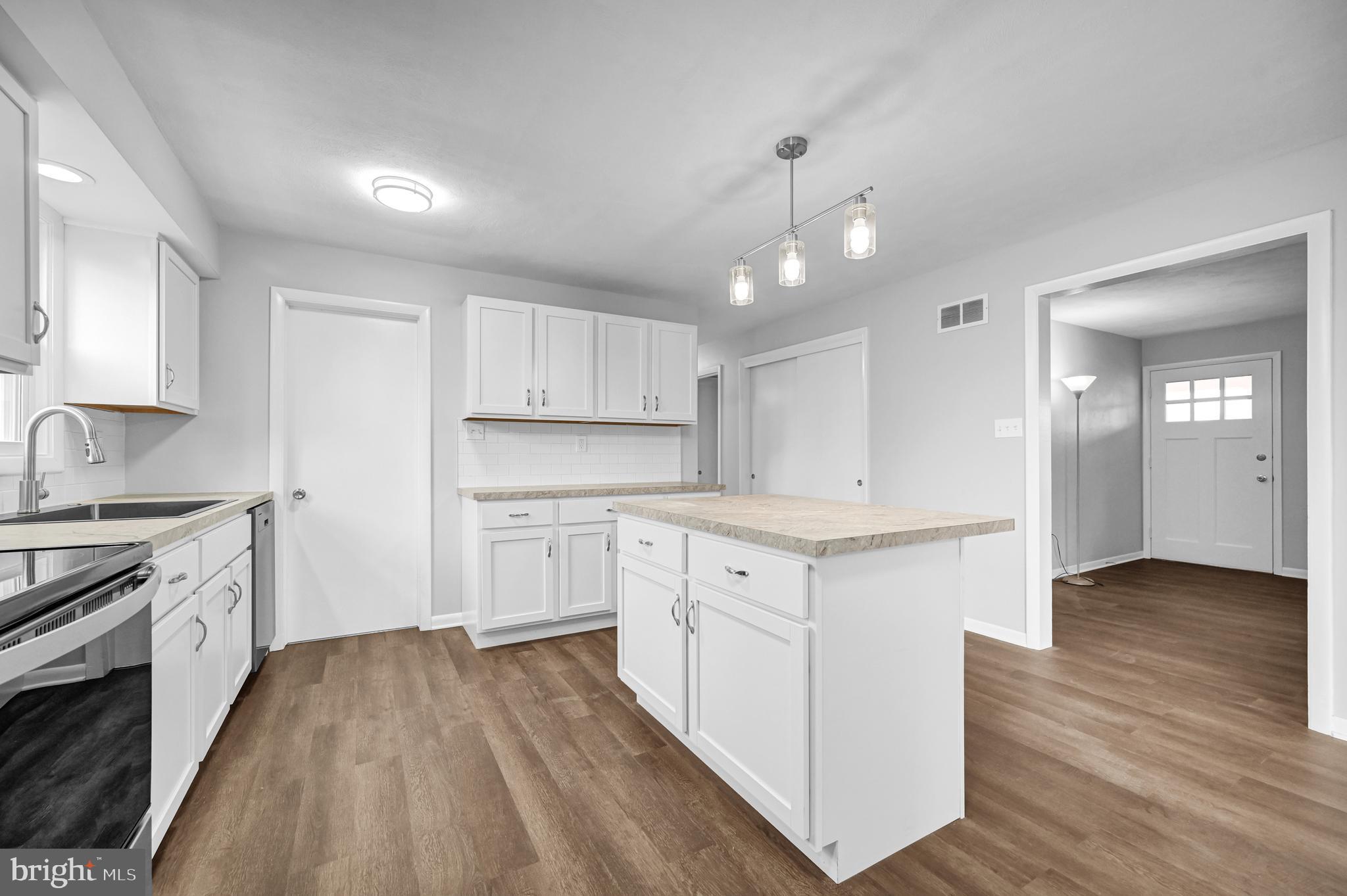 MANCHESTER TWP - Residential