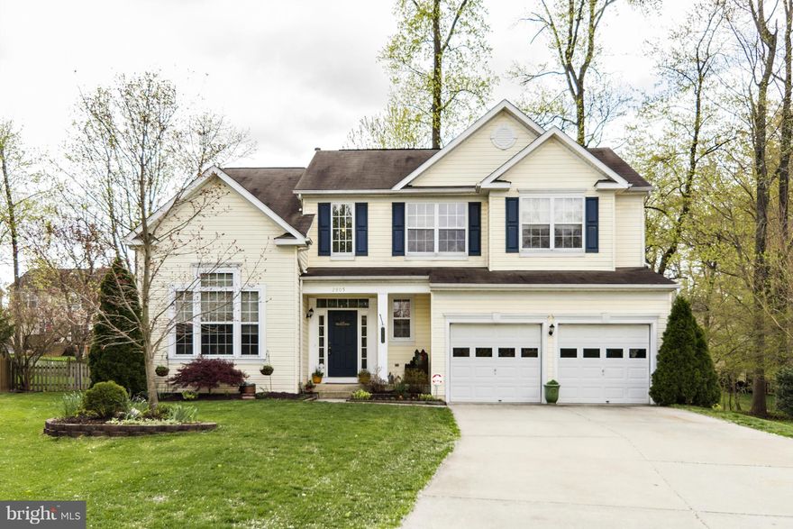 Lease option available. Asheville model with 3600+ fin living area located on a cul de sac, 9ft ceilings, refinished hardwood floors, new hvac, triple tier features hot tub, laundry room on bedroom level. Freshly painted, finished basement with rec room, 5th bedroom, and full bath. Kichen has 42" cabinets, recessed lighting, island and granite counters.   Garage has Tek system.