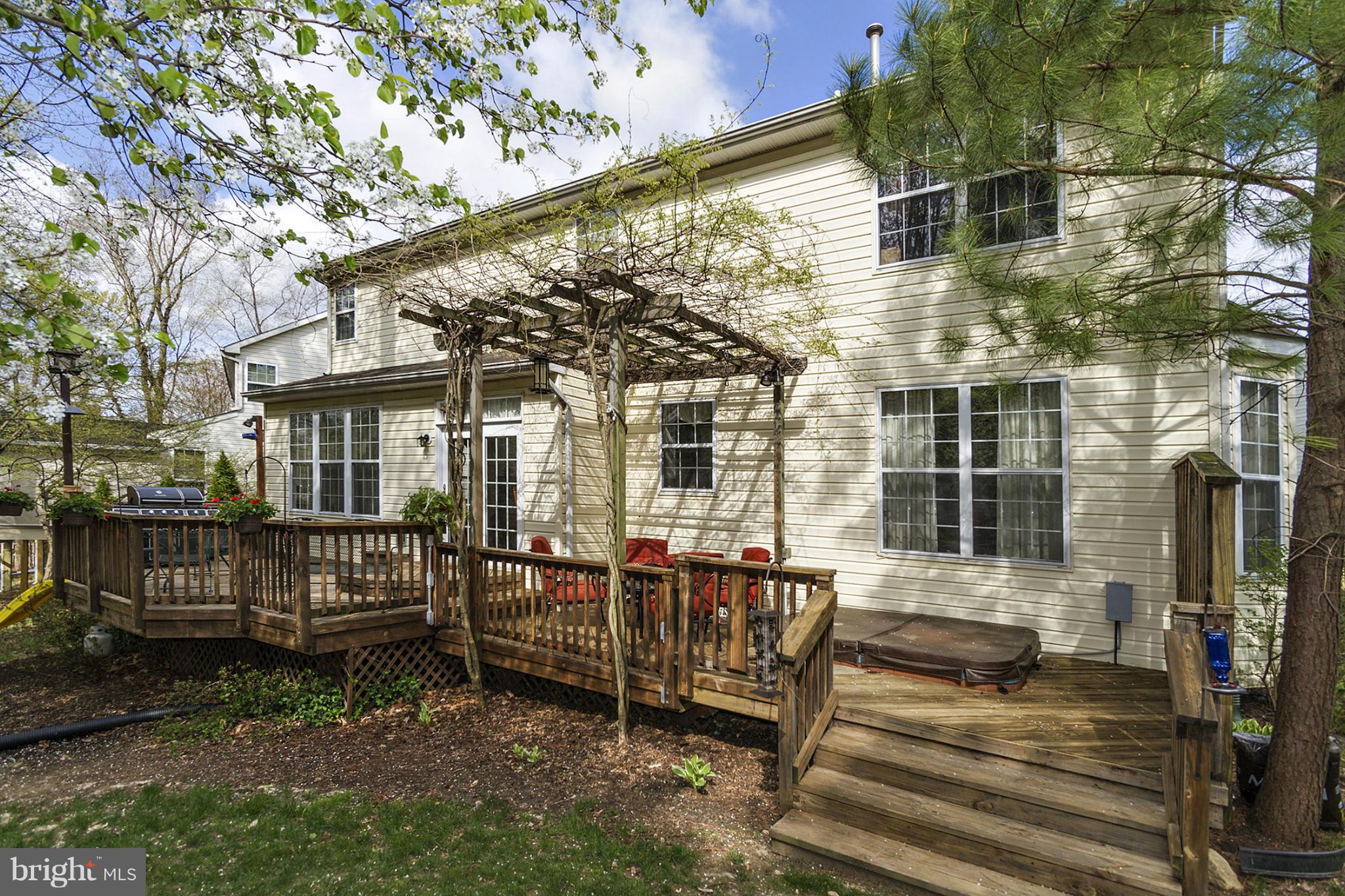 CHAPMAN FARM AT CROFTON - Residential Lease