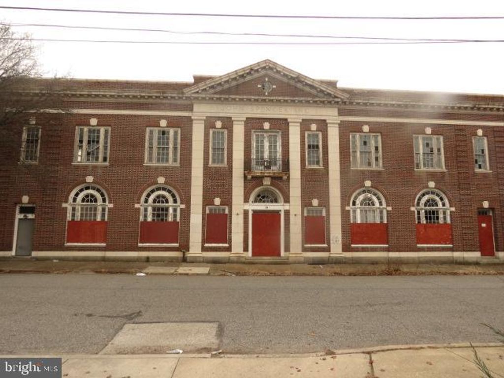 Photo of 15 E 8th Street, CHESTER, PA 19013 (MLS # PADE2081314)