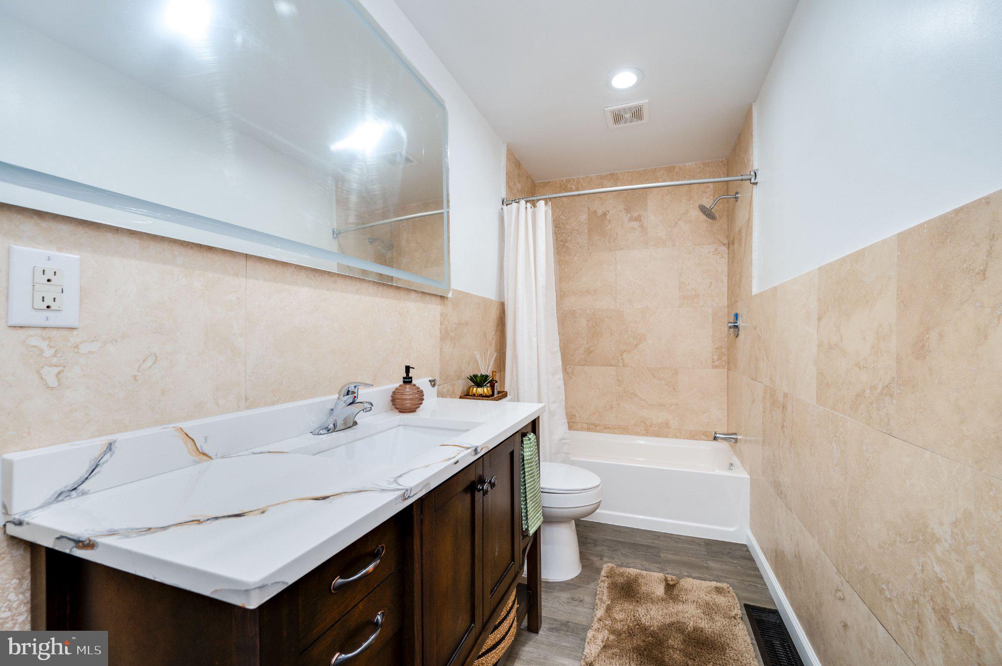 JACKSON MEADOWS - Residential