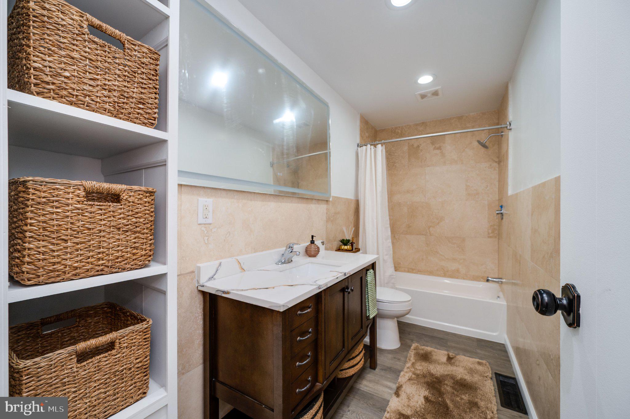 JACKSON MEADOWS - Residential