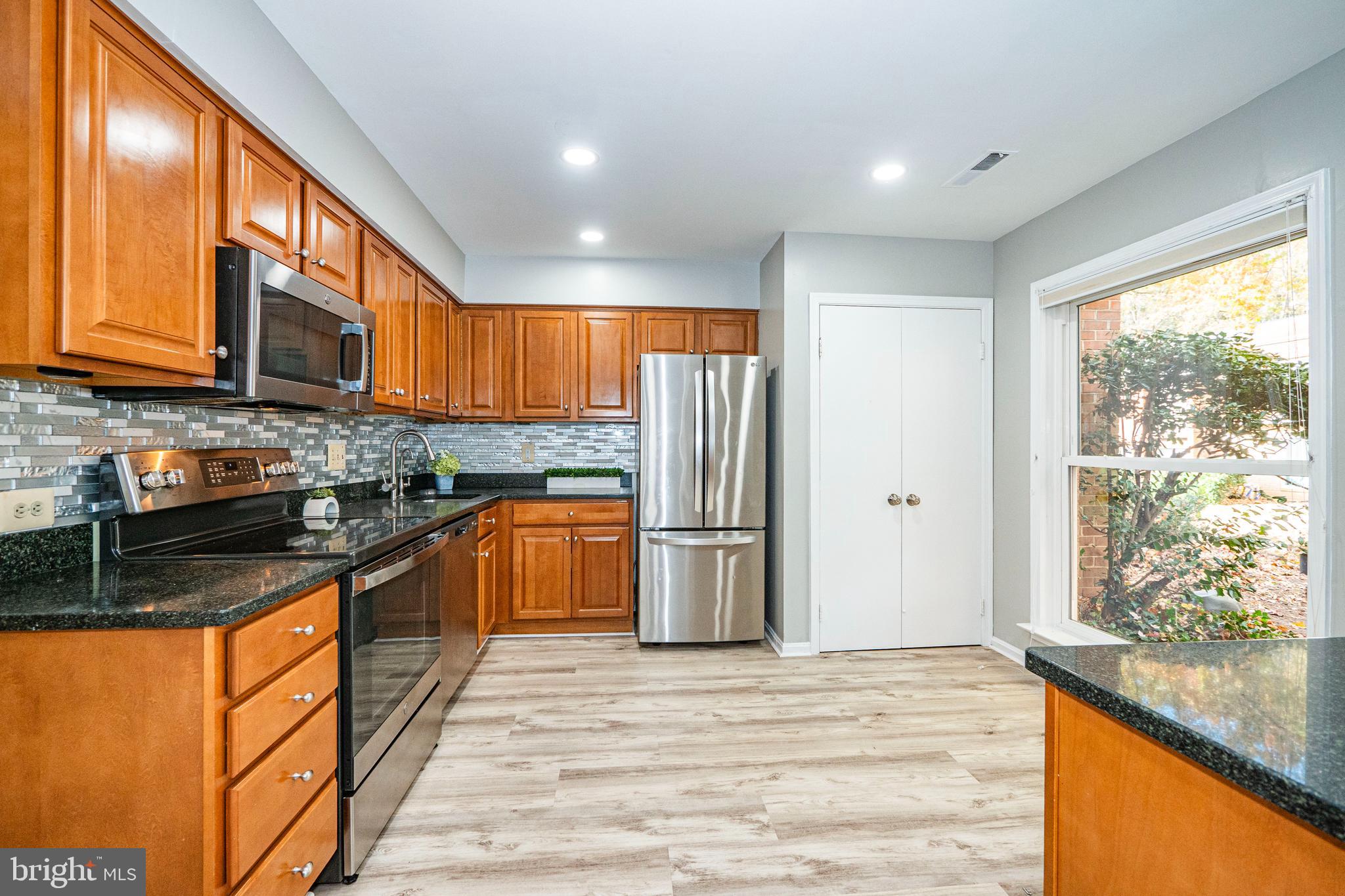 FAIRFAX PLAZA TOWNHOUSES - Residential