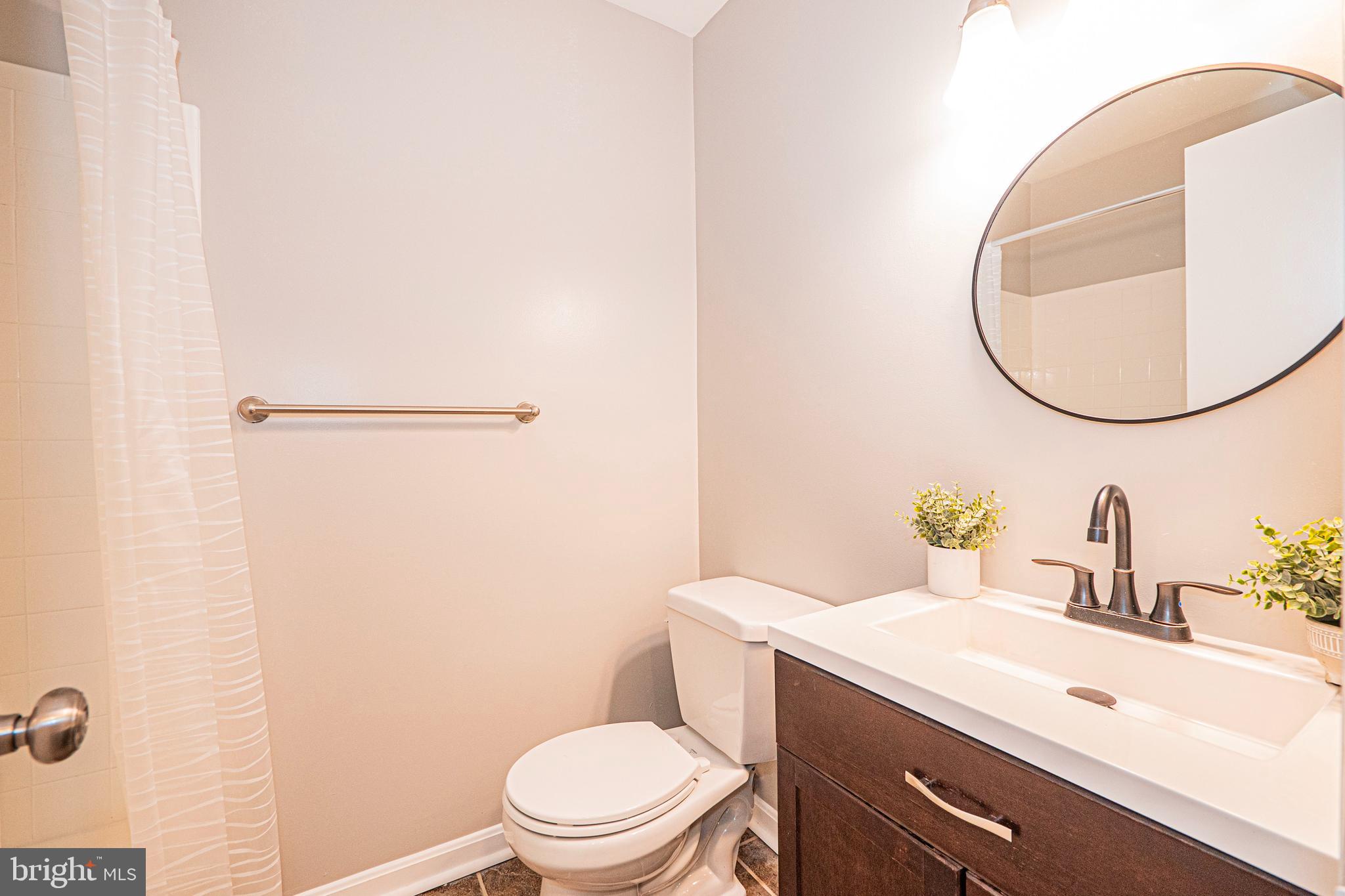 FAIRFAX PLAZA TOWNHOUSES - Residential