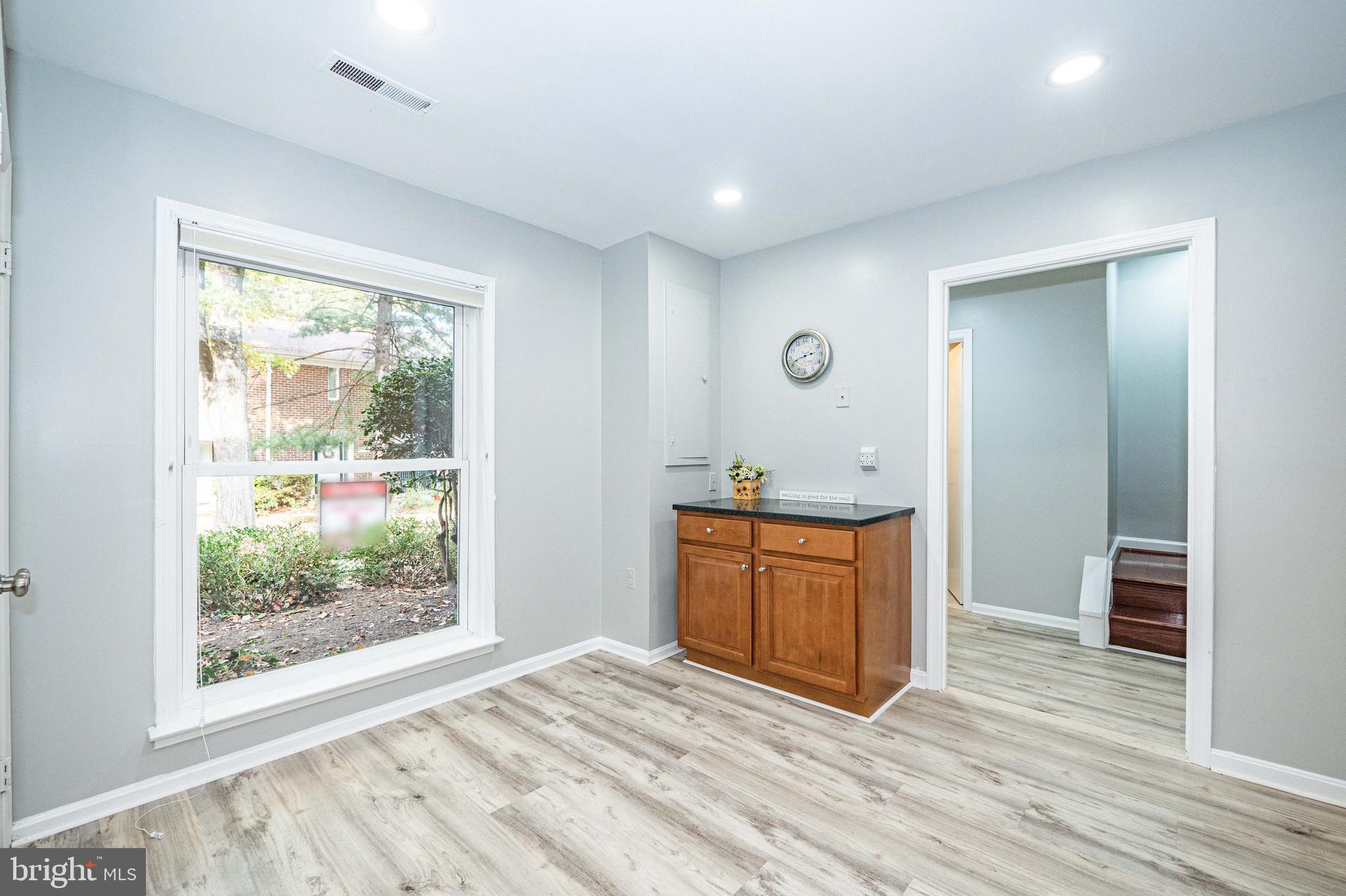 FAIRFAX PLAZA TOWNHOUSES - Residential