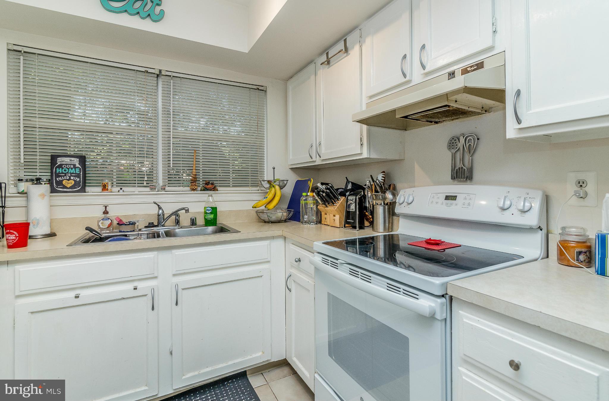 NEW PROVIDENCE VILLAGE - Residential Lease