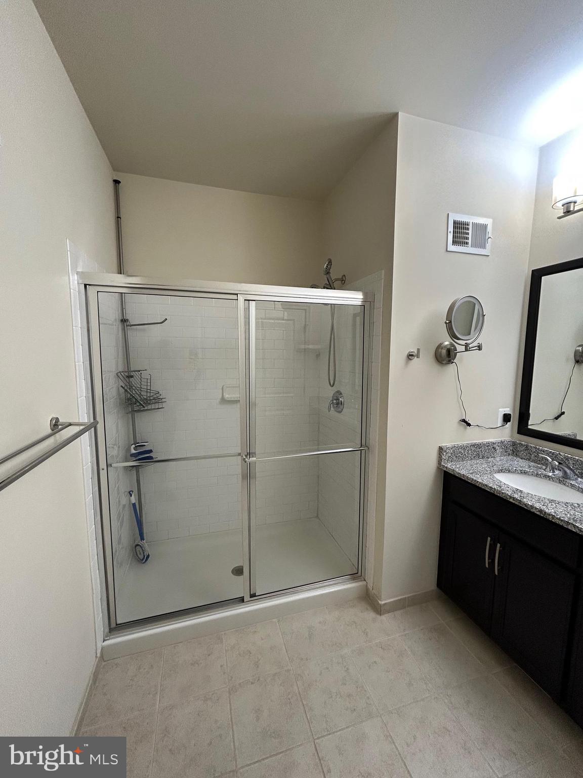 RIDGES AT LOUDOUN VALLEY - Residential Lease