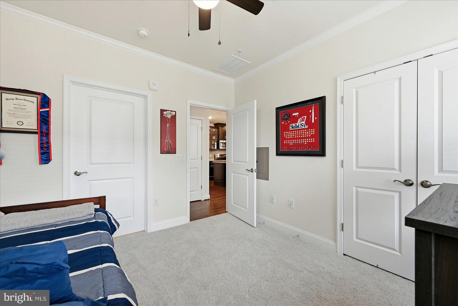 BIRCHWOOD - Residential