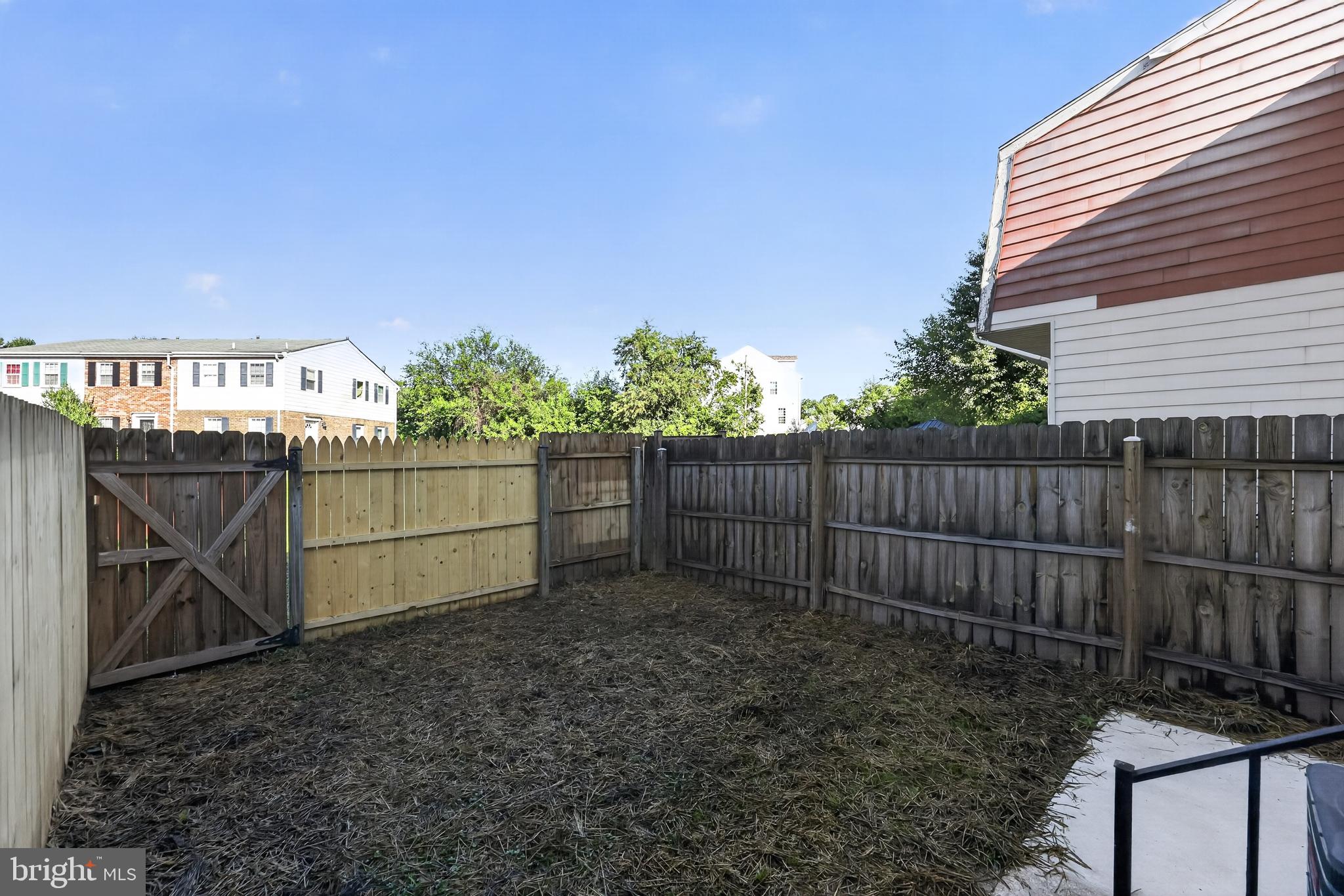 8202 STEWARTON COURT