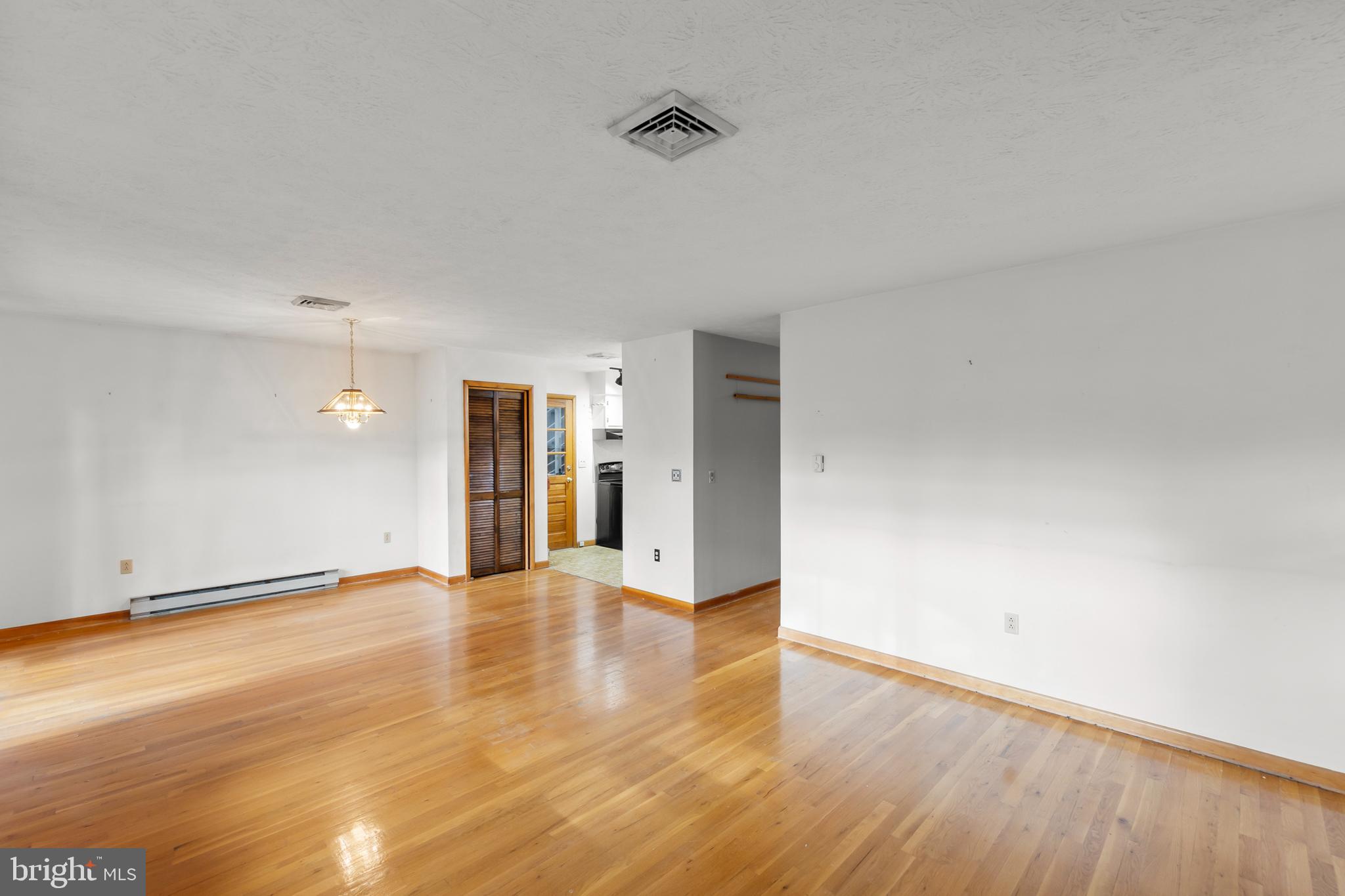 THREE RUN WOODS - Residential