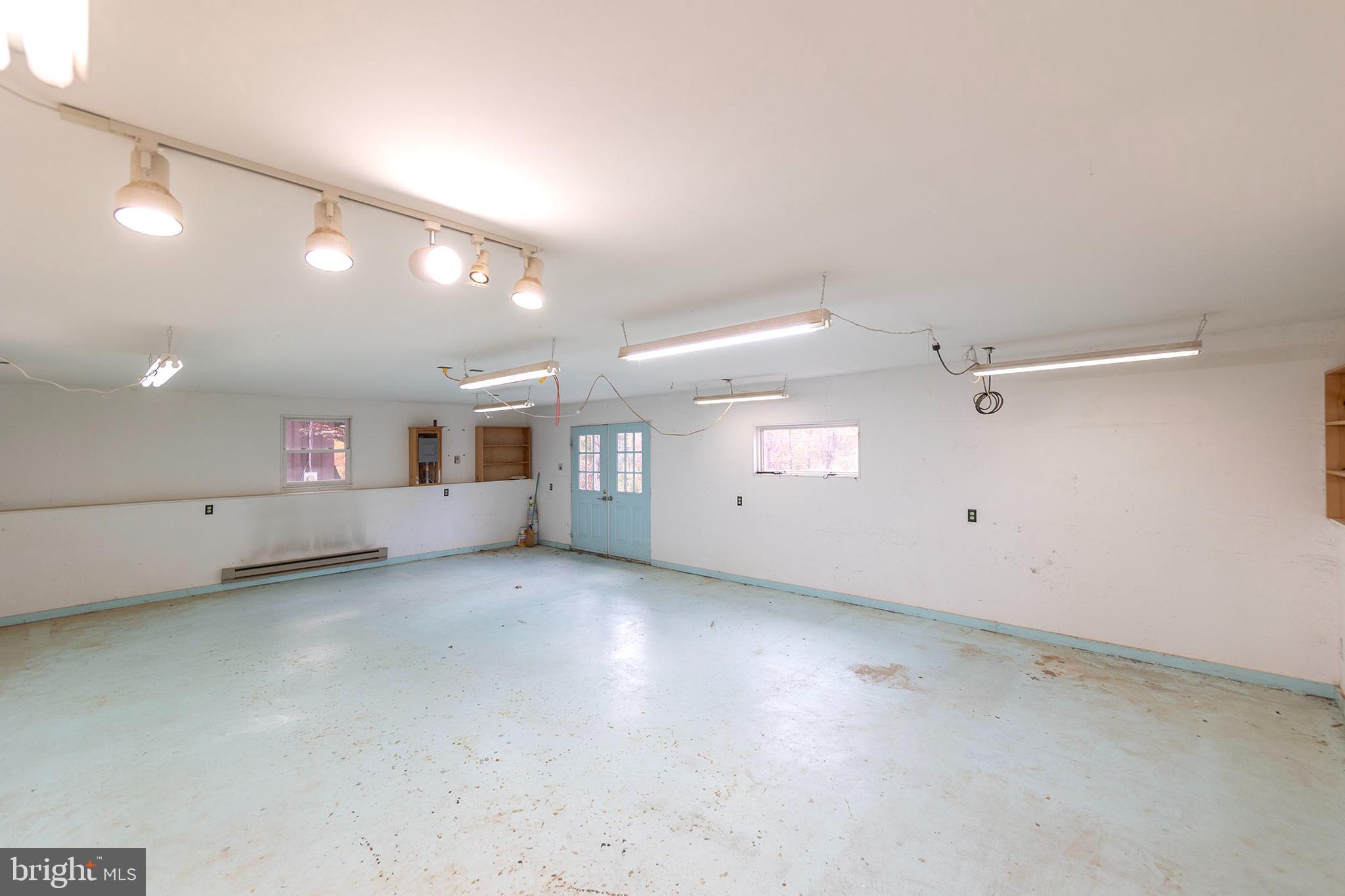 THREE RUN WOODS - Residential