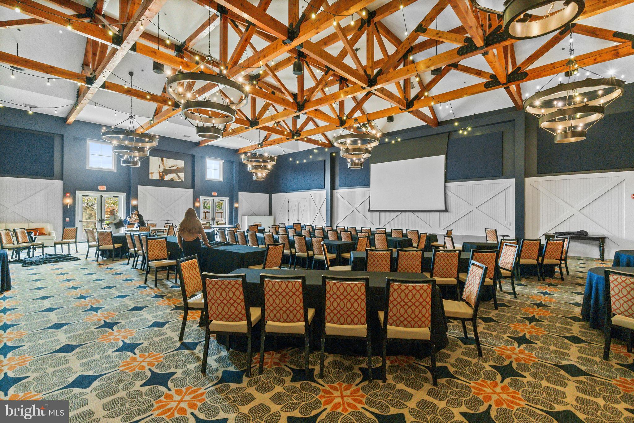 LAKE FREDERICK - Residential