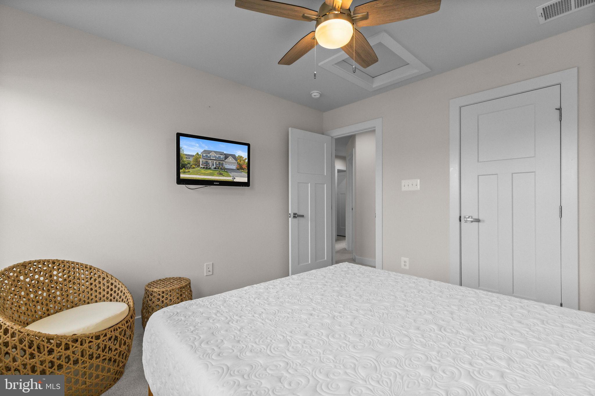 LAKE FREDERICK - Residential