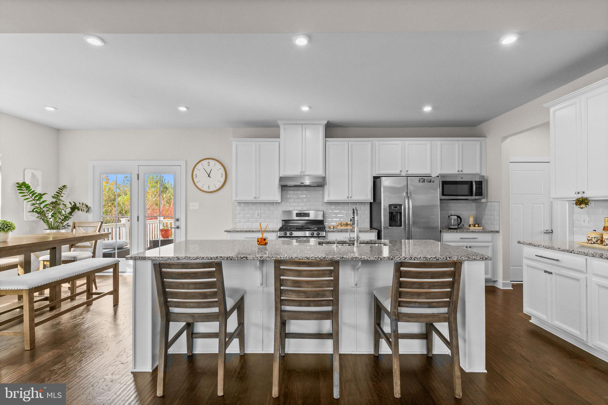 LAKE FREDERICK - Residential