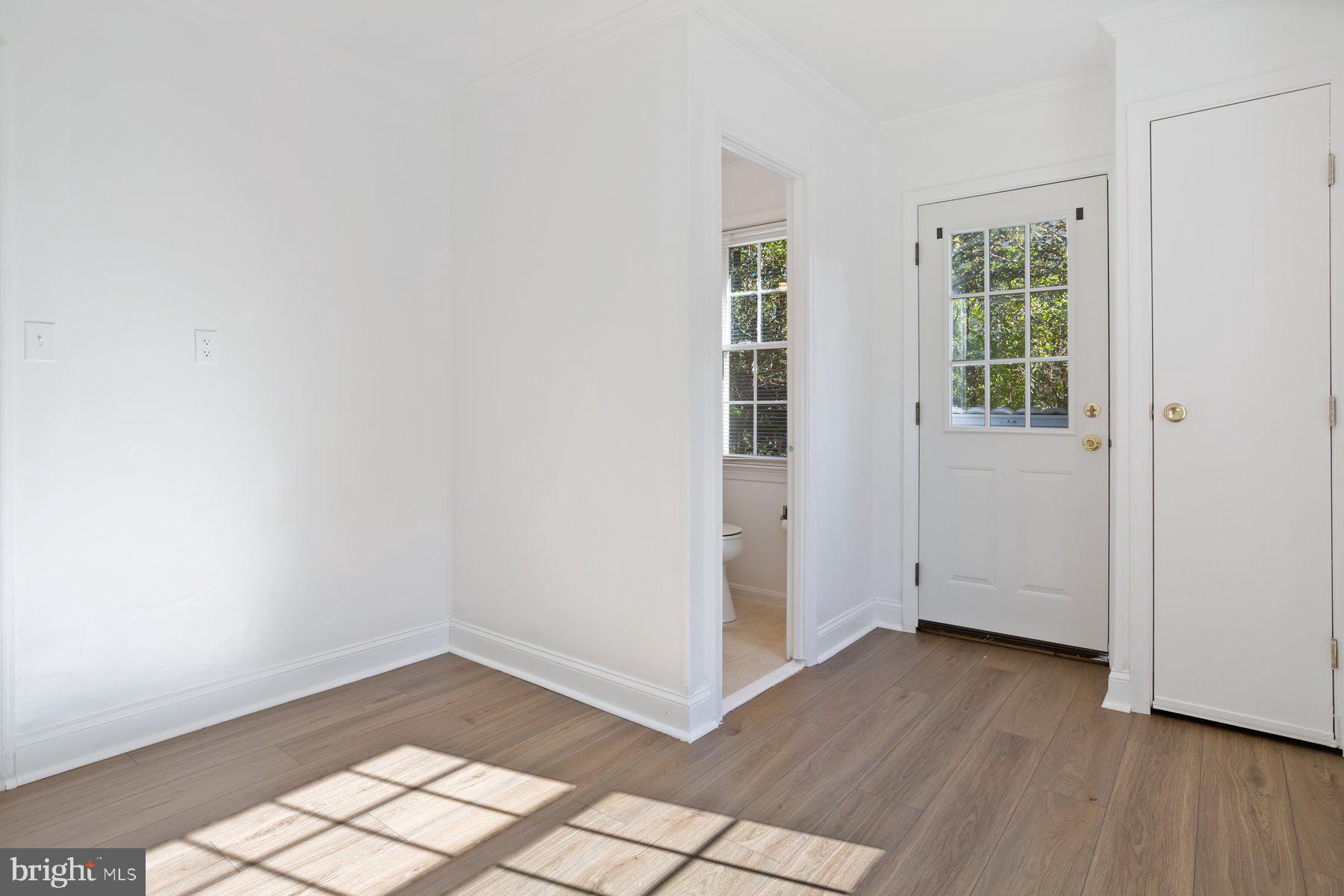 POTOMAC WOODS - Residential Lease