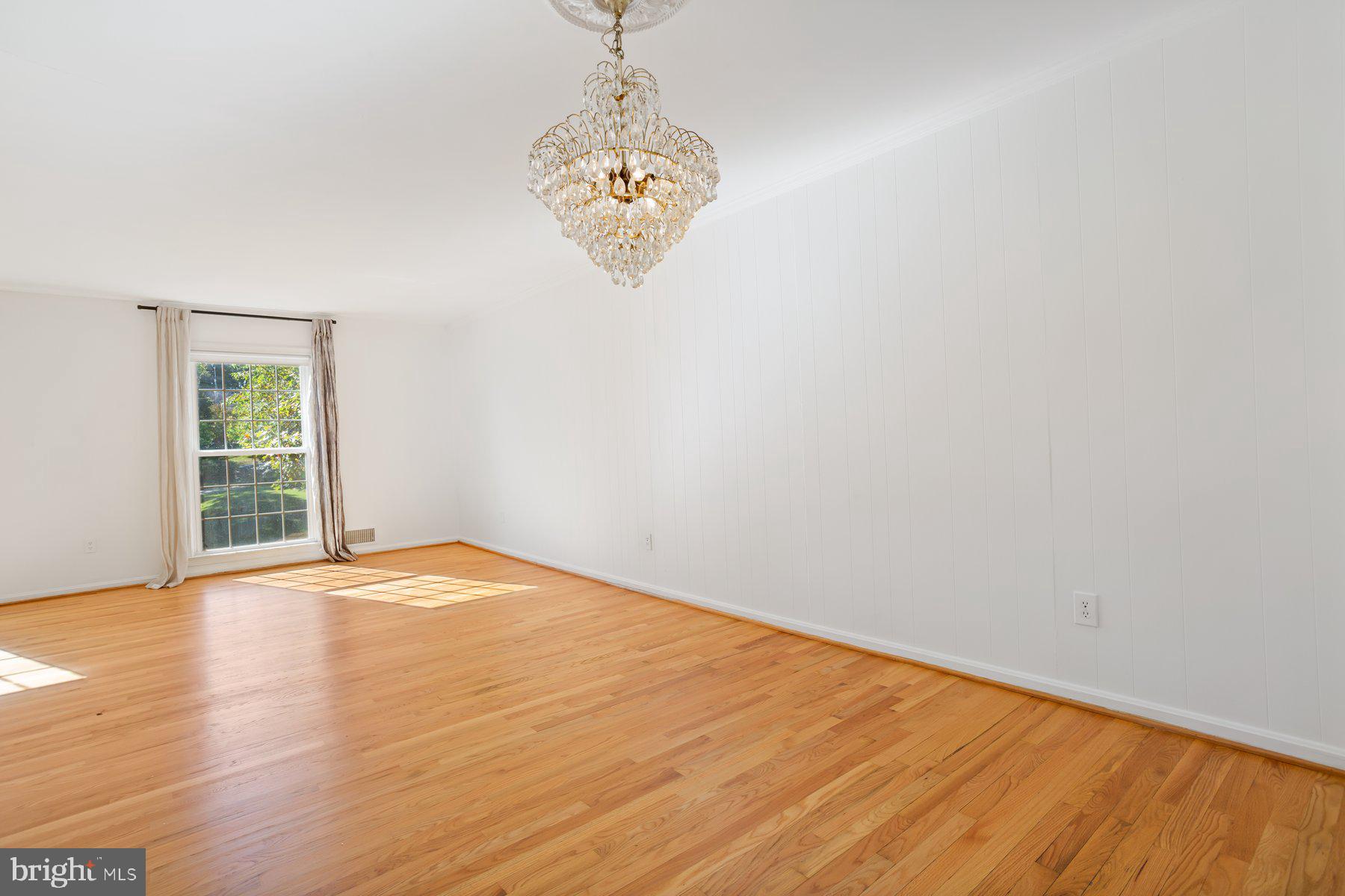 POTOMAC WOODS - Residential Lease