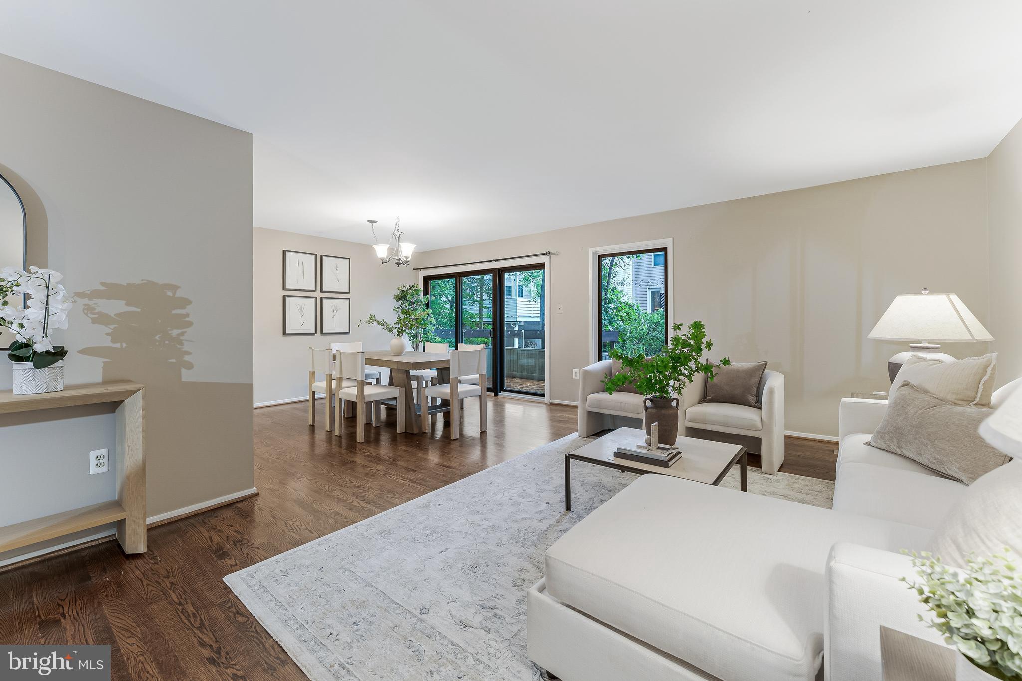 3131 EAKIN PARK COURT