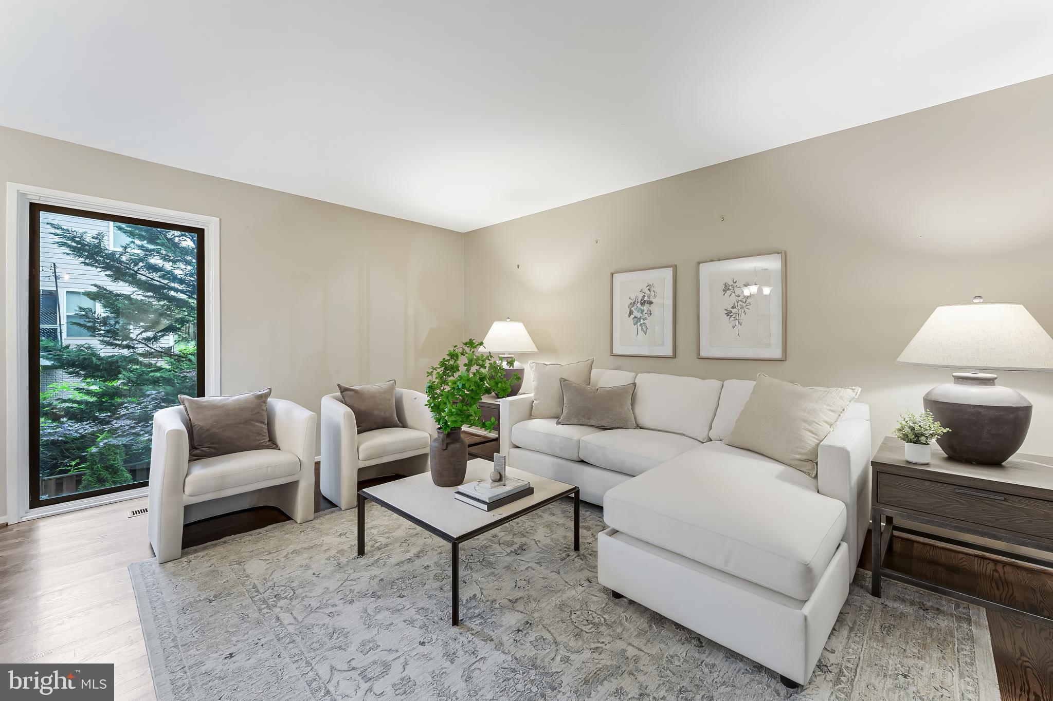 3131 EAKIN PARK COURT
