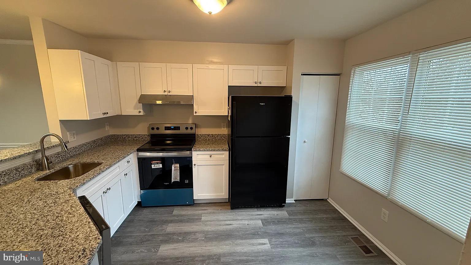 18715 MARTINS LANDING DRIVE