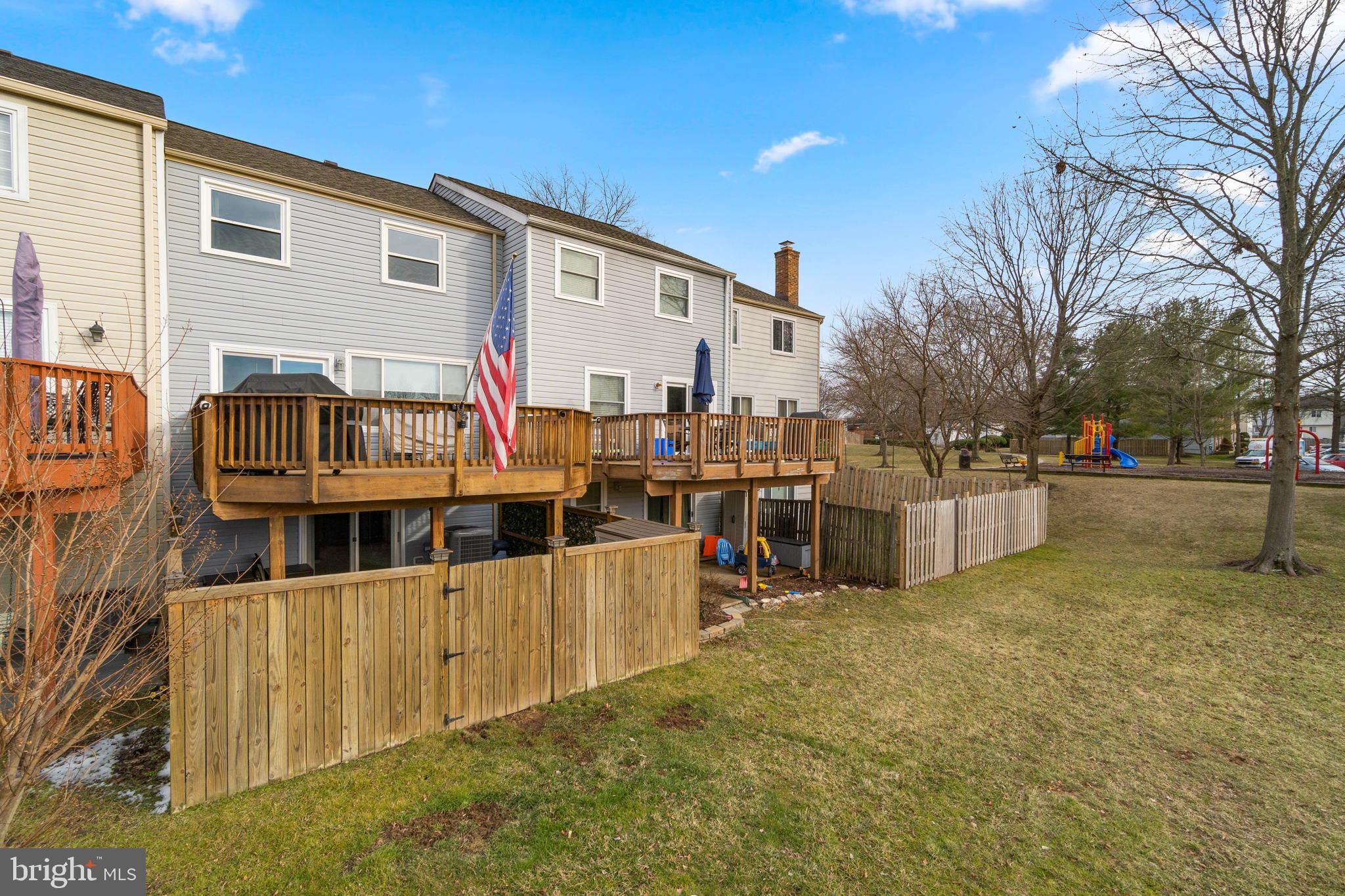 ASHTON VILLAGE - Residential