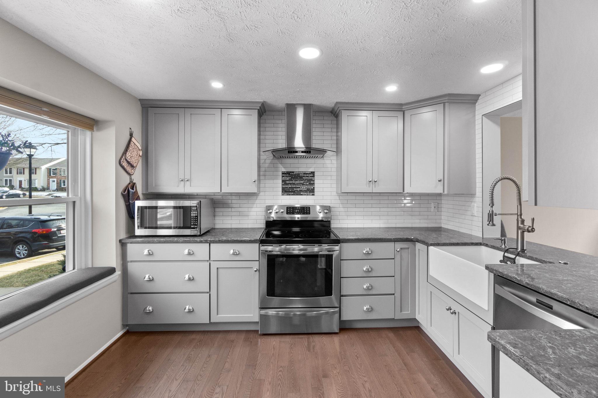 ASHTON VILLAGE - Residential