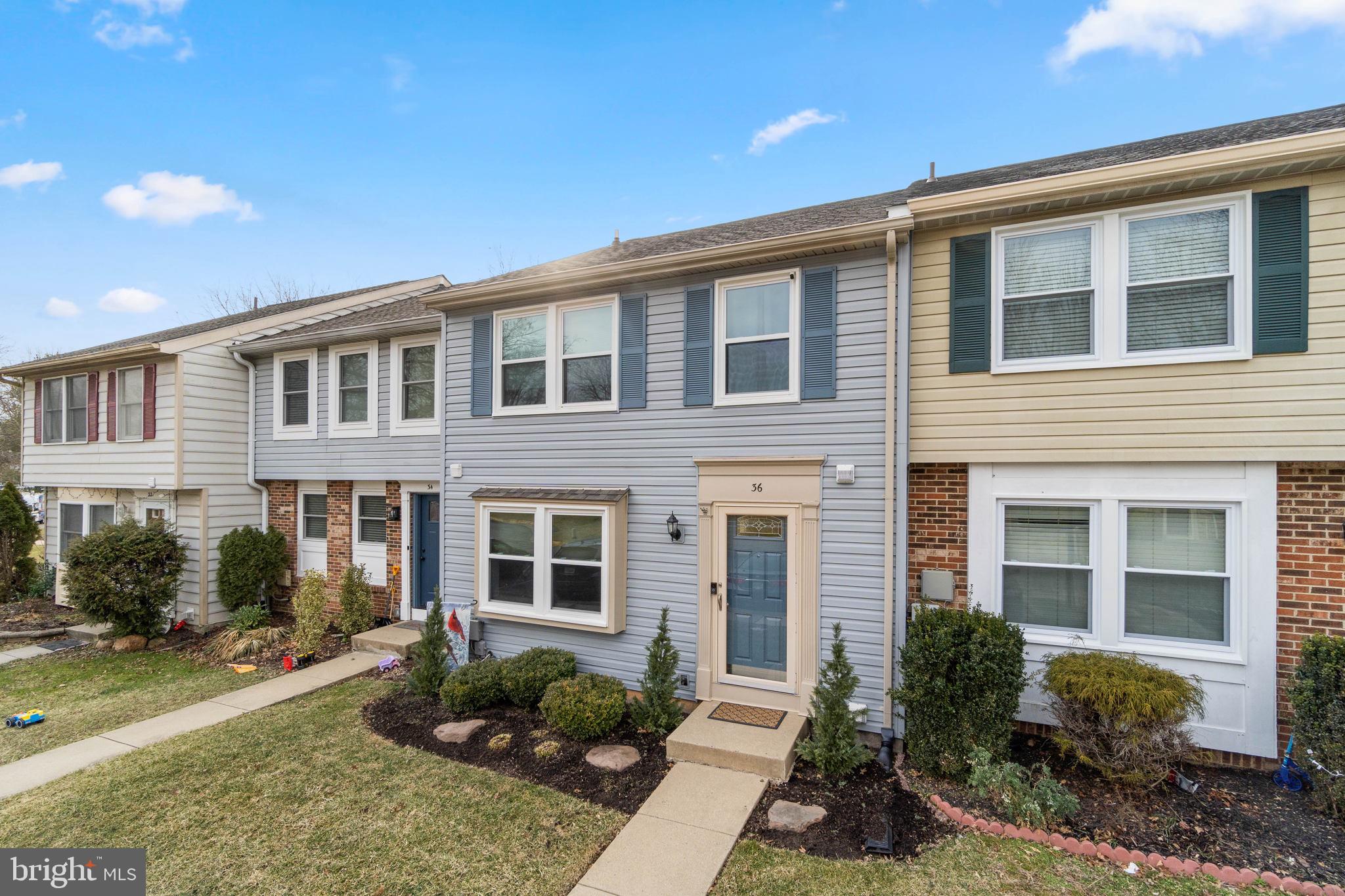 ASHTON VILLAGE - Residential