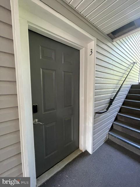 10022 VANDERBILT CIRCLE 3-13