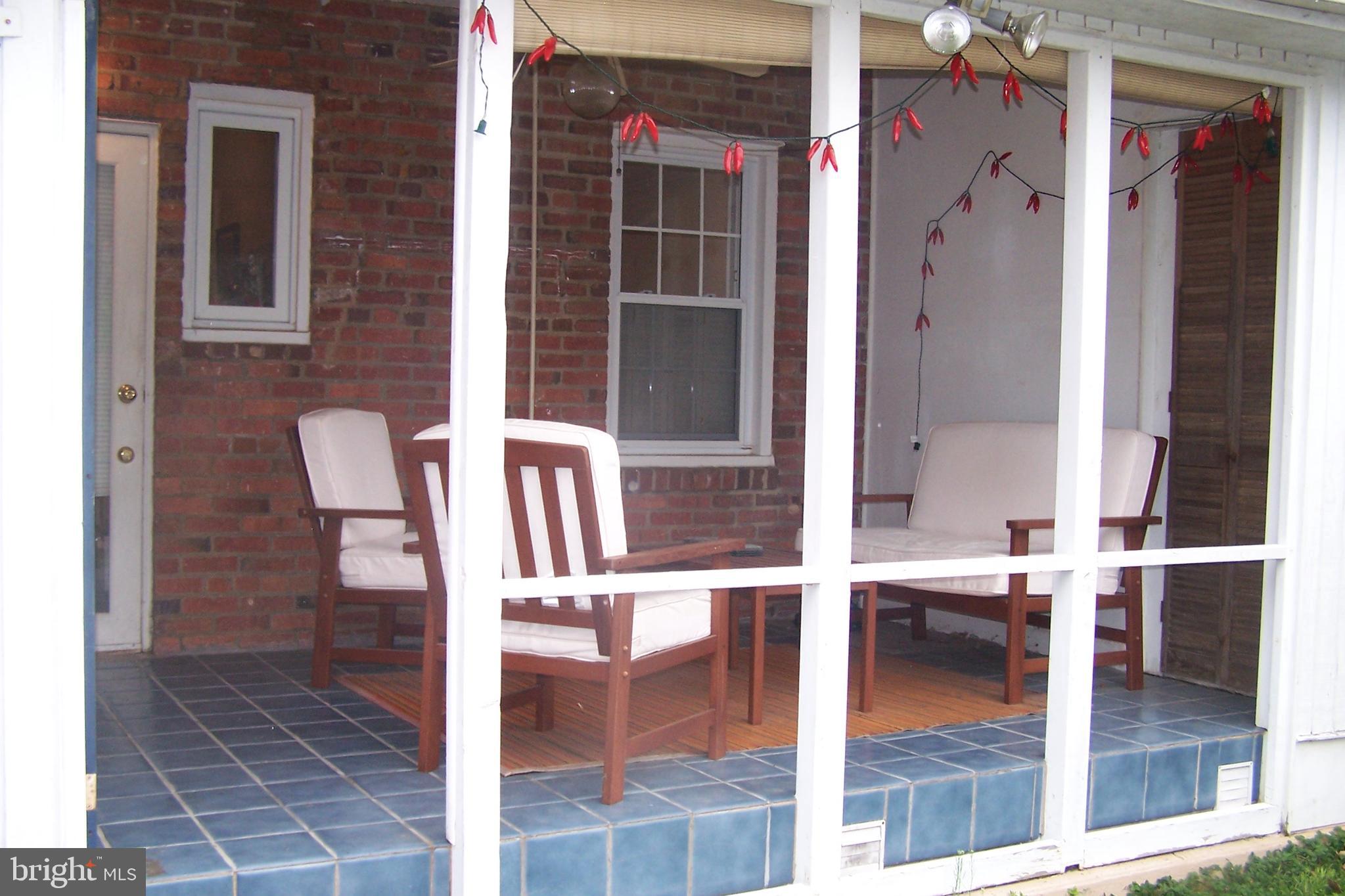 GLEBEWOOD VILLAGE - Residential Lease