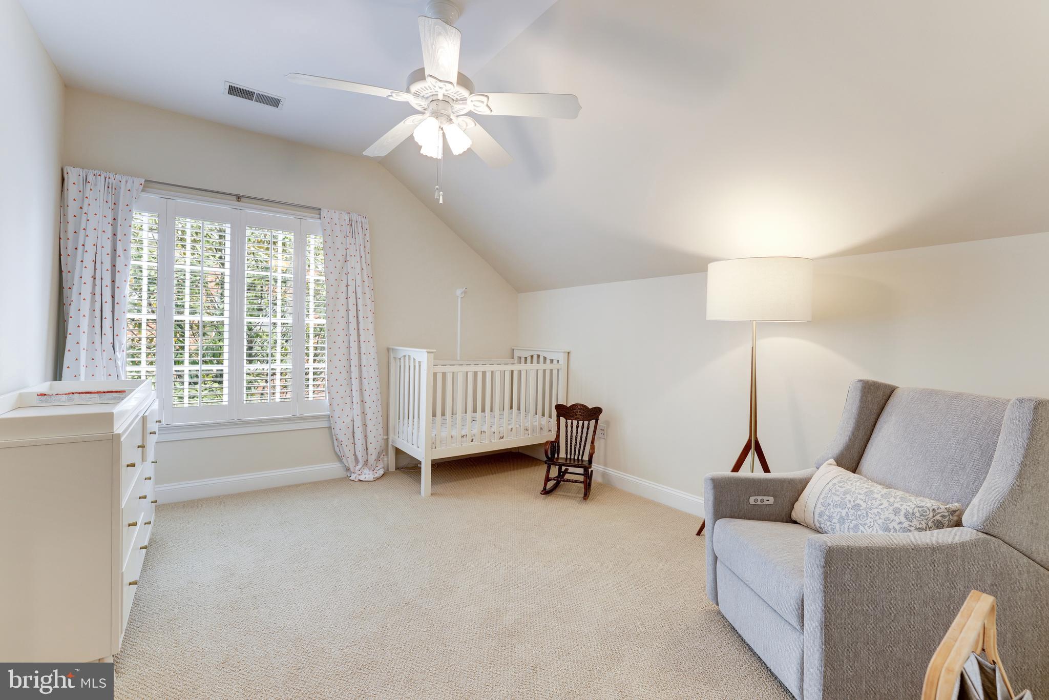 BELLEVUE FOREST - Residential