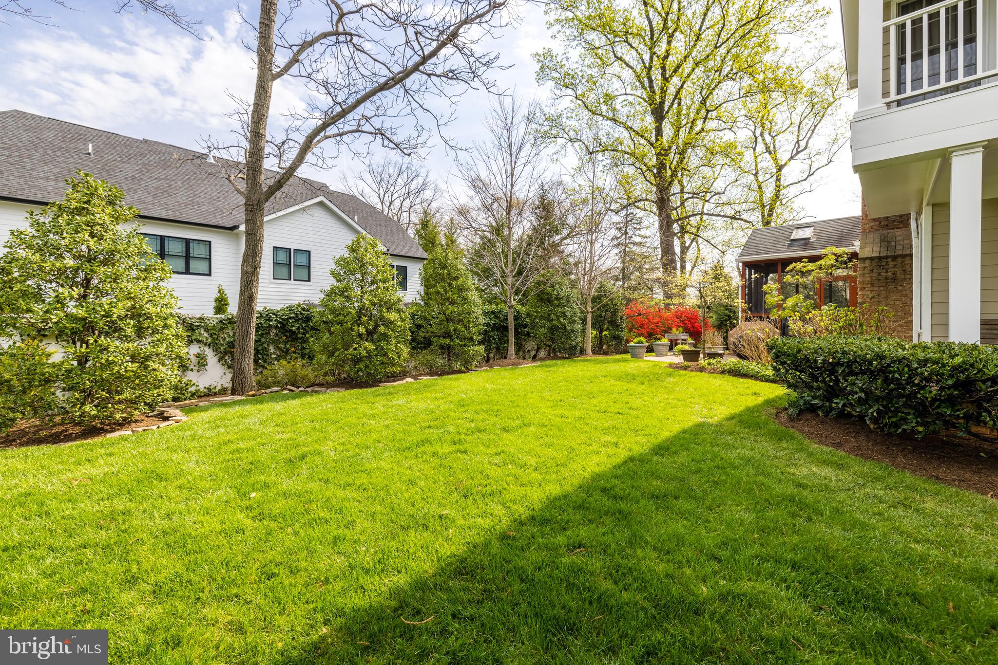 BELLEVUE FOREST - Residential