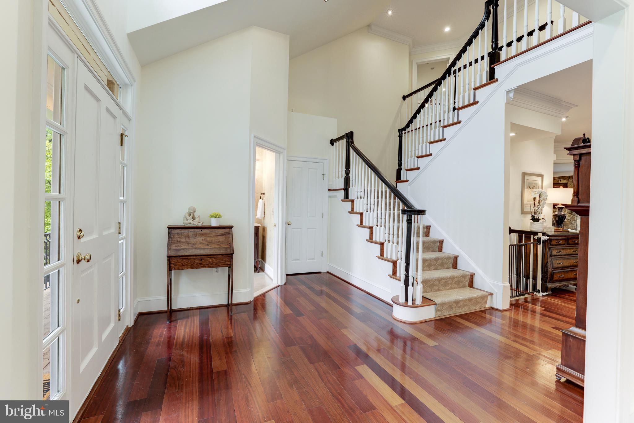 BELLEVUE FOREST - Residential