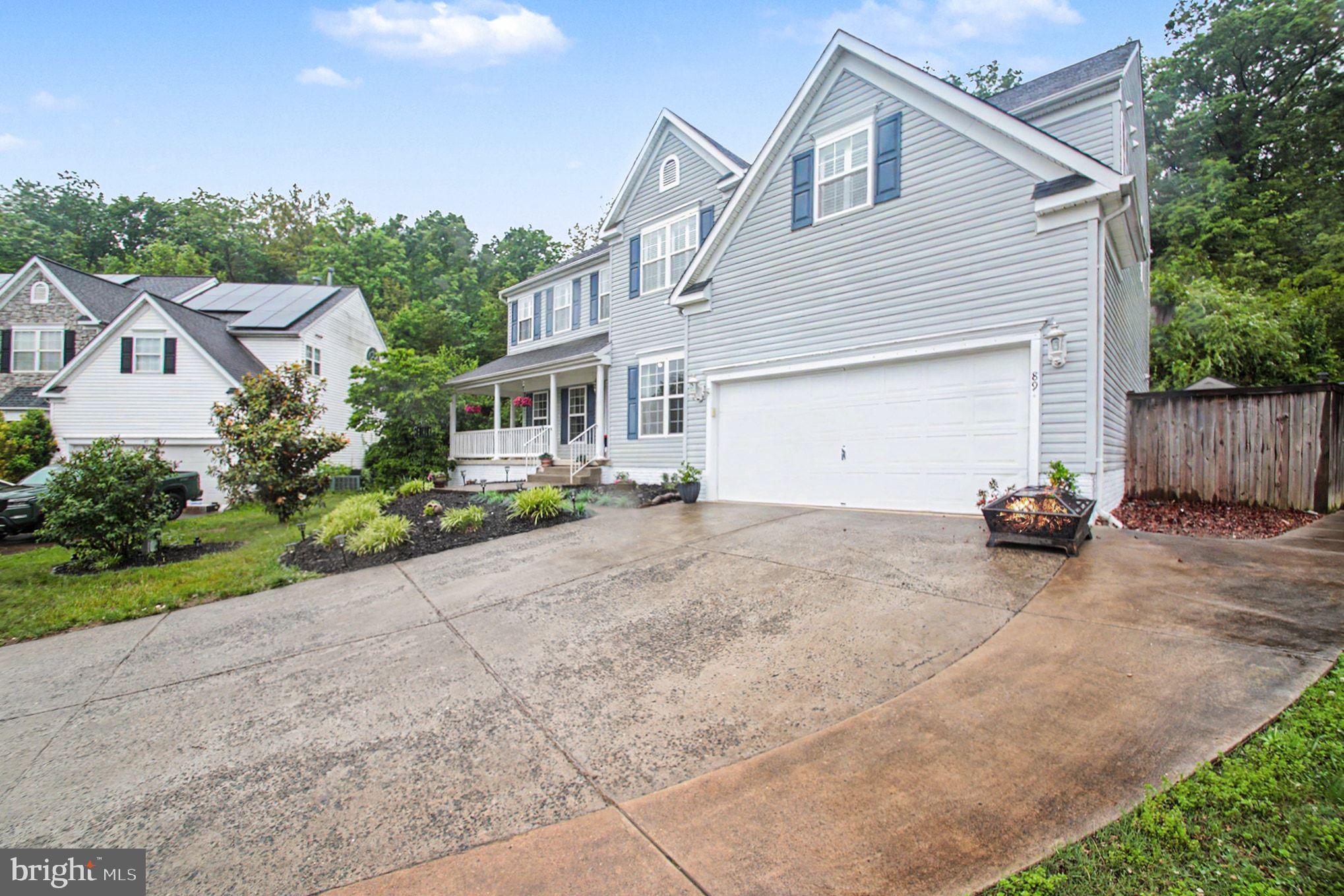 89 TAVERN ROAD